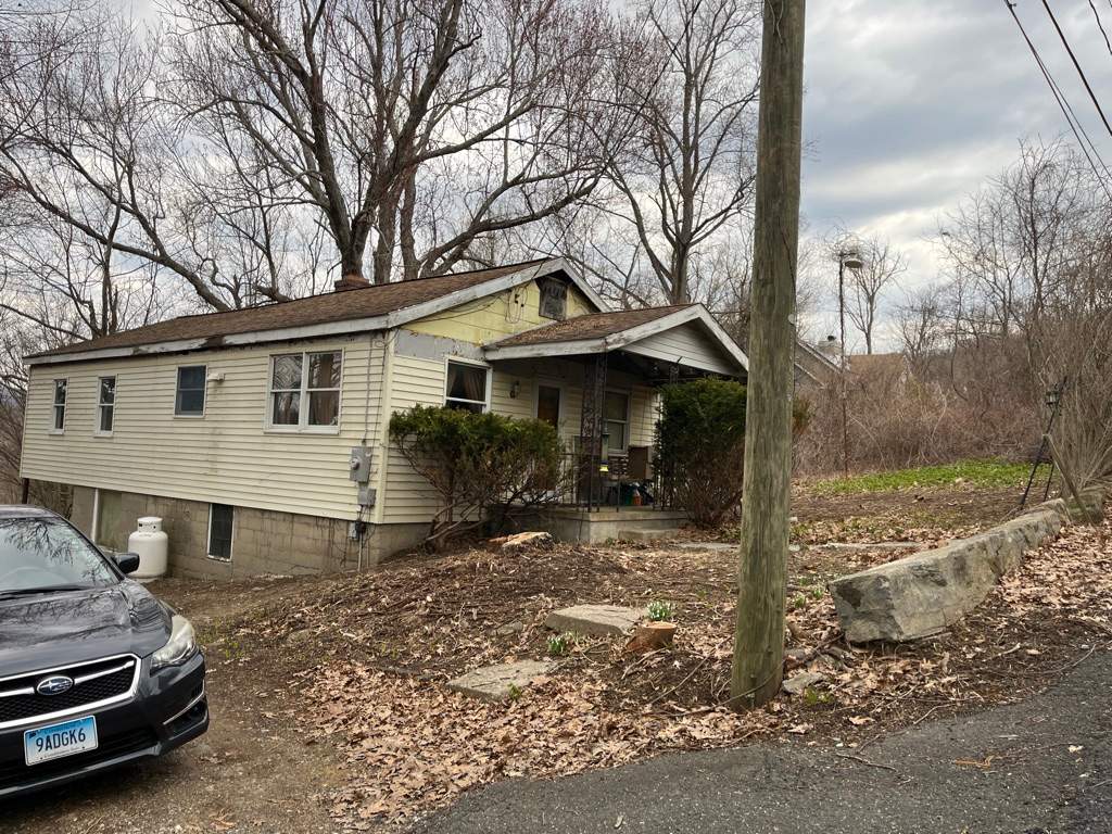 DiGiorgi creates a beautiful roof using GAF products in New Fairfield, CT by DiGiorgi Roofing and Siding Inc