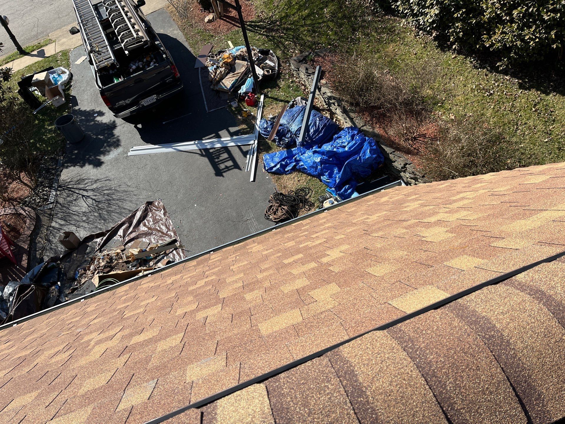 Springfield CertainTeed Landmark in Resawn Shake by RM Banning, Inc.