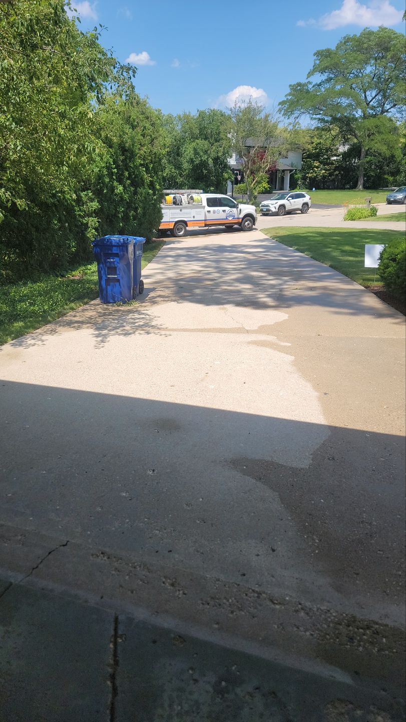 Brick paver clean, sand and seal.  using Surebond SB-1300 by Northern Power Washing LLC.