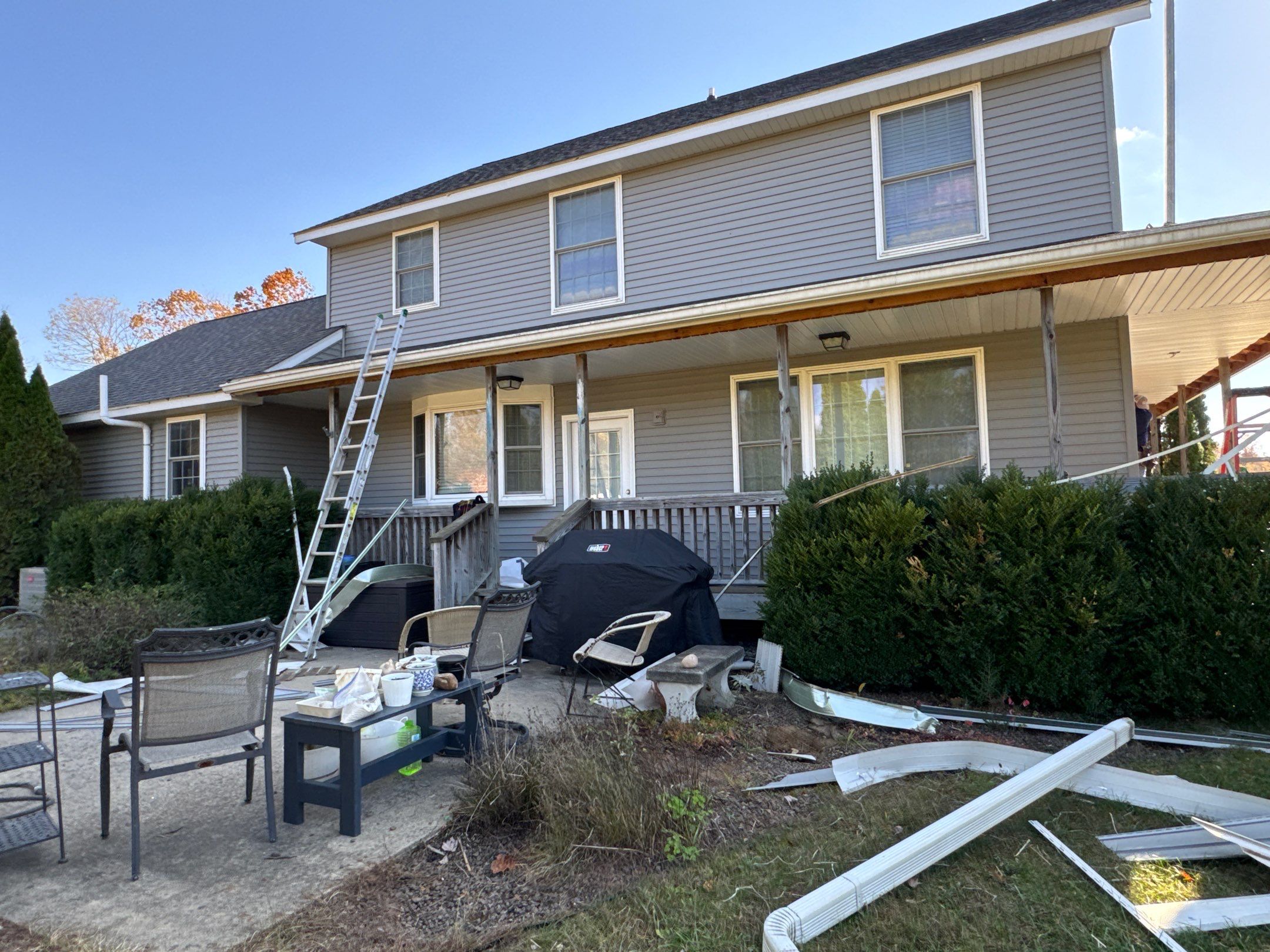Exterior & Window Installation using CertainTeed Mainstreet & ViWinTech Windows by Koontz Construction