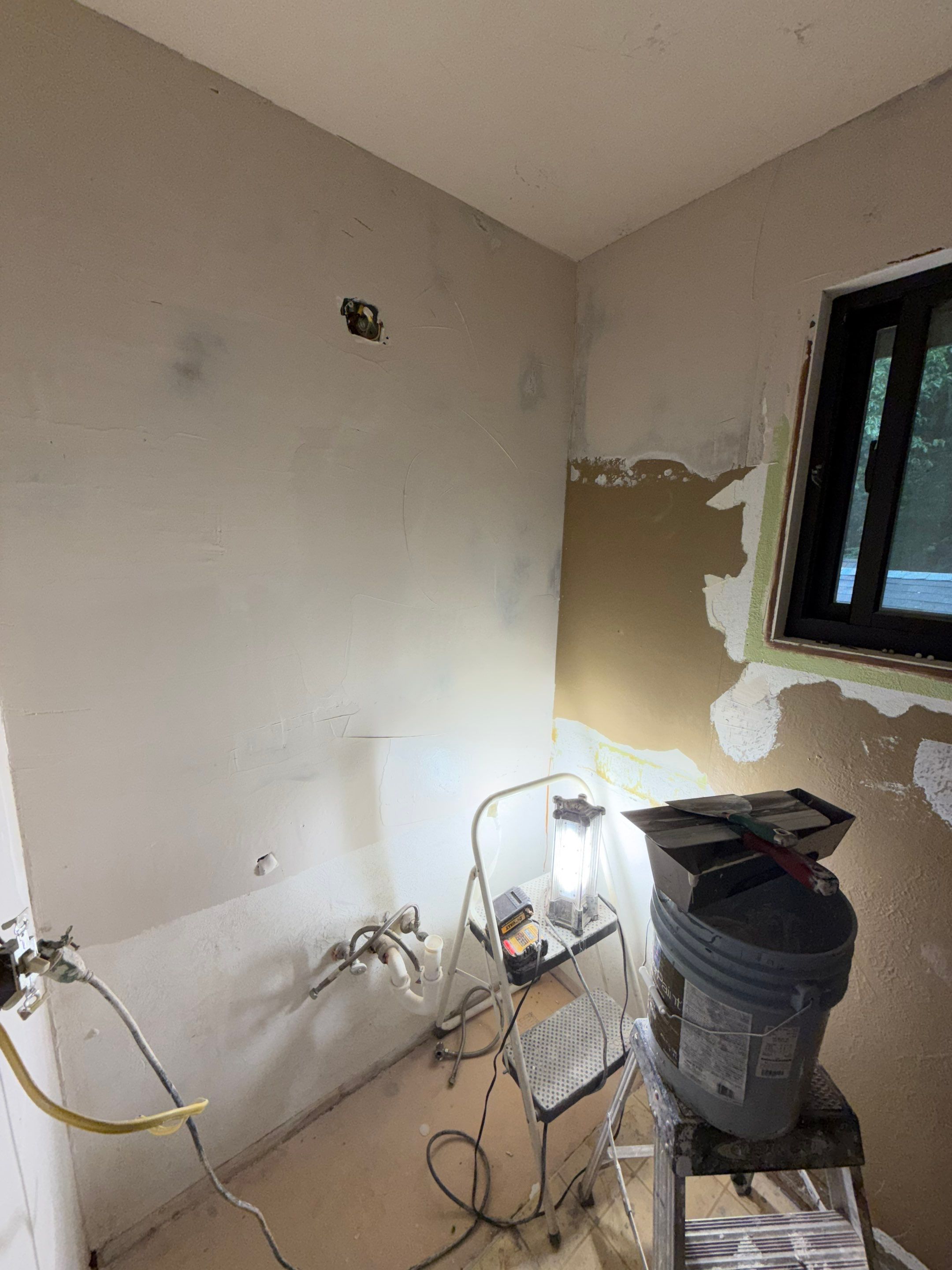 Drywall Restoration by Handyman State LLC