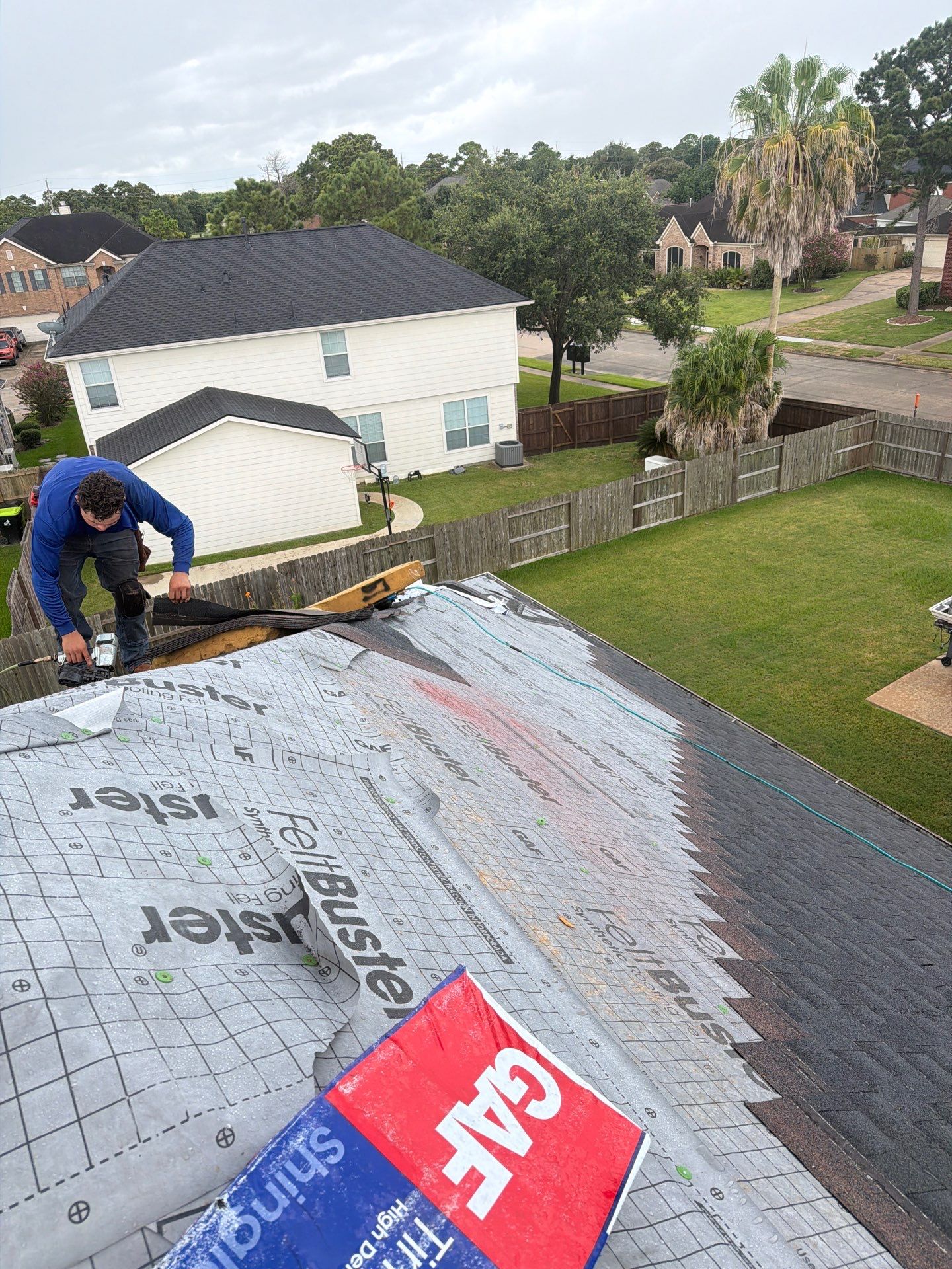 Roof Replacement in Sedona Creek, Missouri City TX by Roof Repair Company