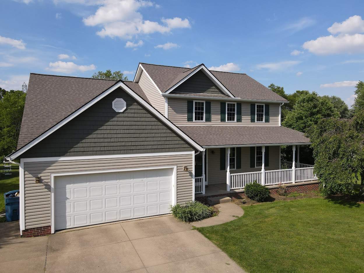 Polaris Homescape Shake Siding, Mountain Pine by Eagle Eye Roofing