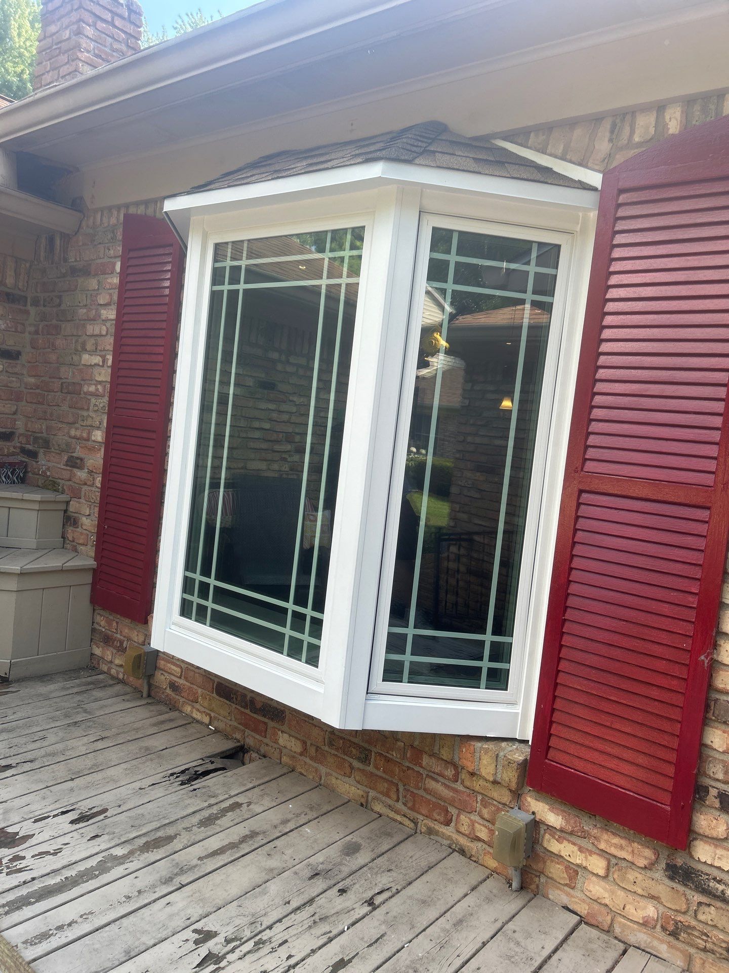 Bay Window Installation in Indianapolis by Merrifield Exteriors, LLC