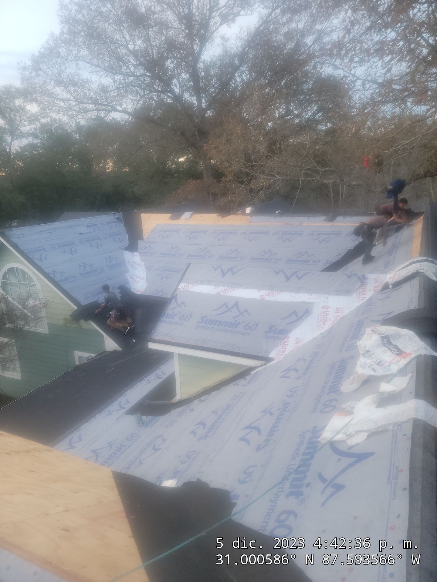 Jaye by IAM Roofing LLC