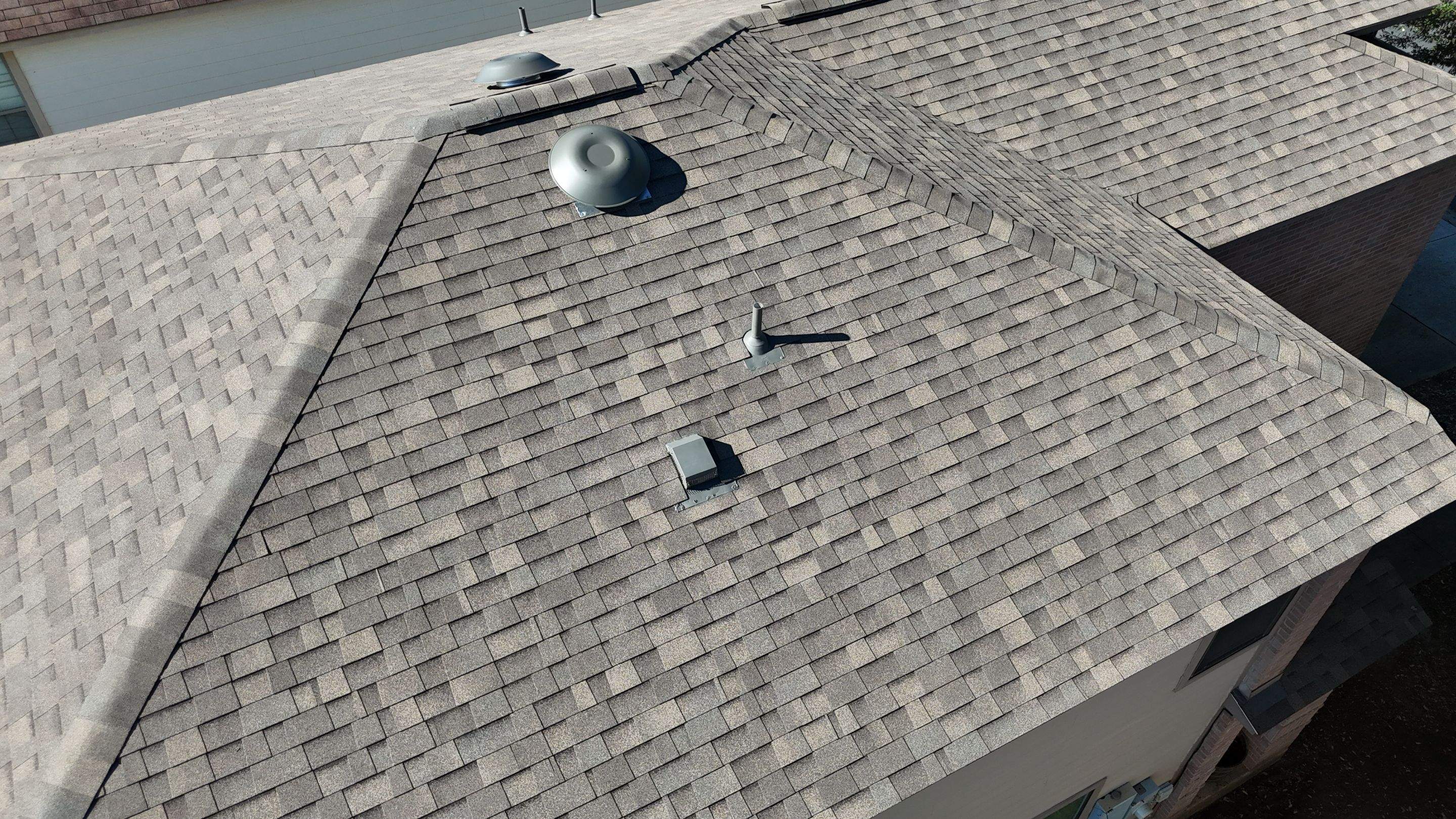 Weathered Wood - Malarkey Vista by RoofsOnly.com