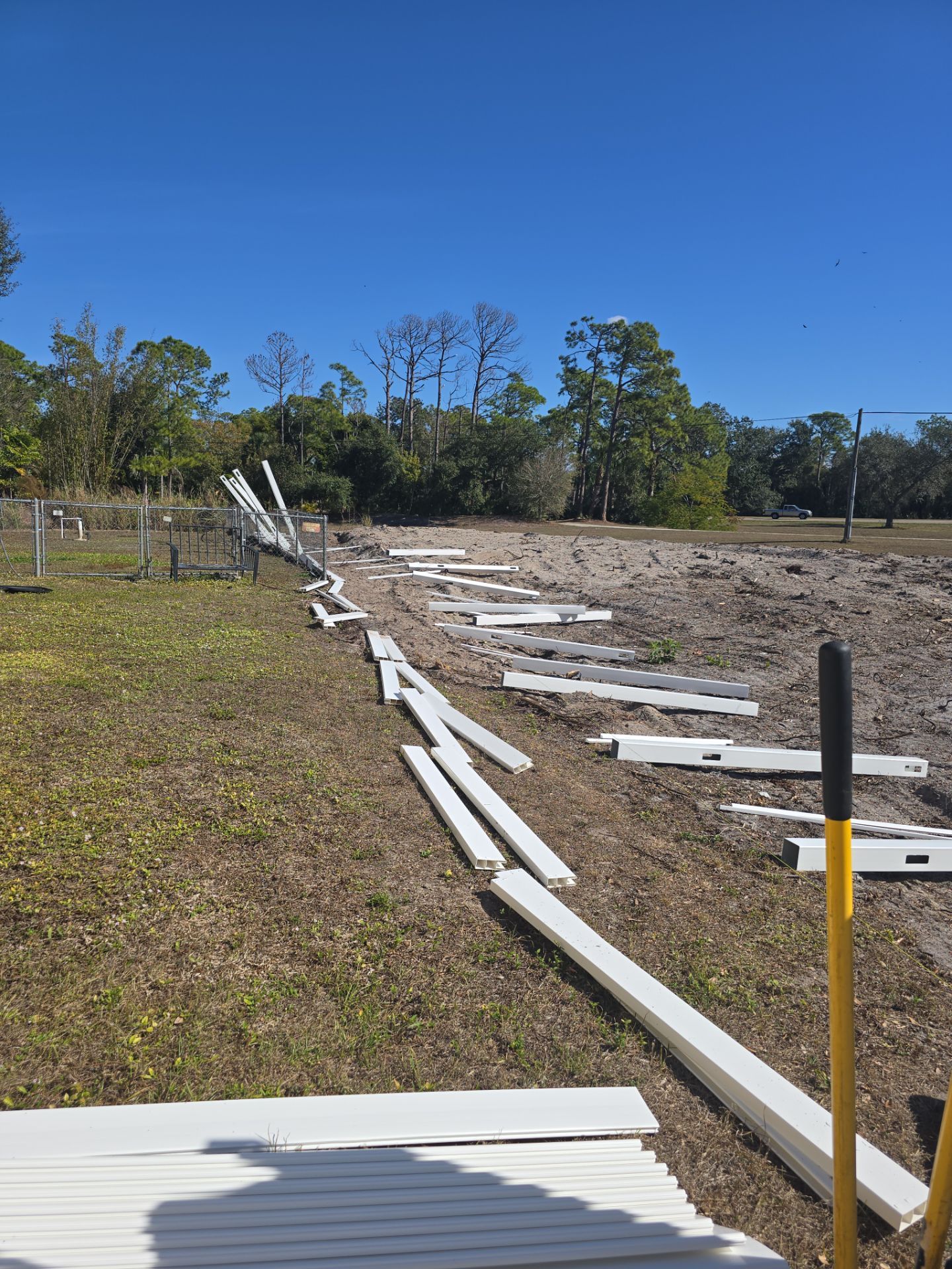 Vinyl Fence Install in North Port by True Fence LLC