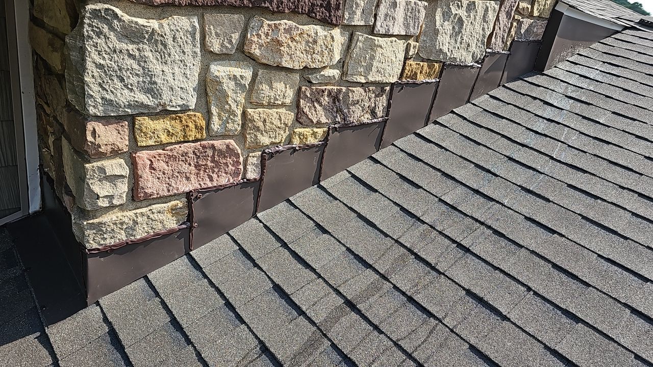 ATLAS PINNACLE HP W/SCOTCHGARD COLOR: WEATHERED WOOD by Eagle Eye Roofing