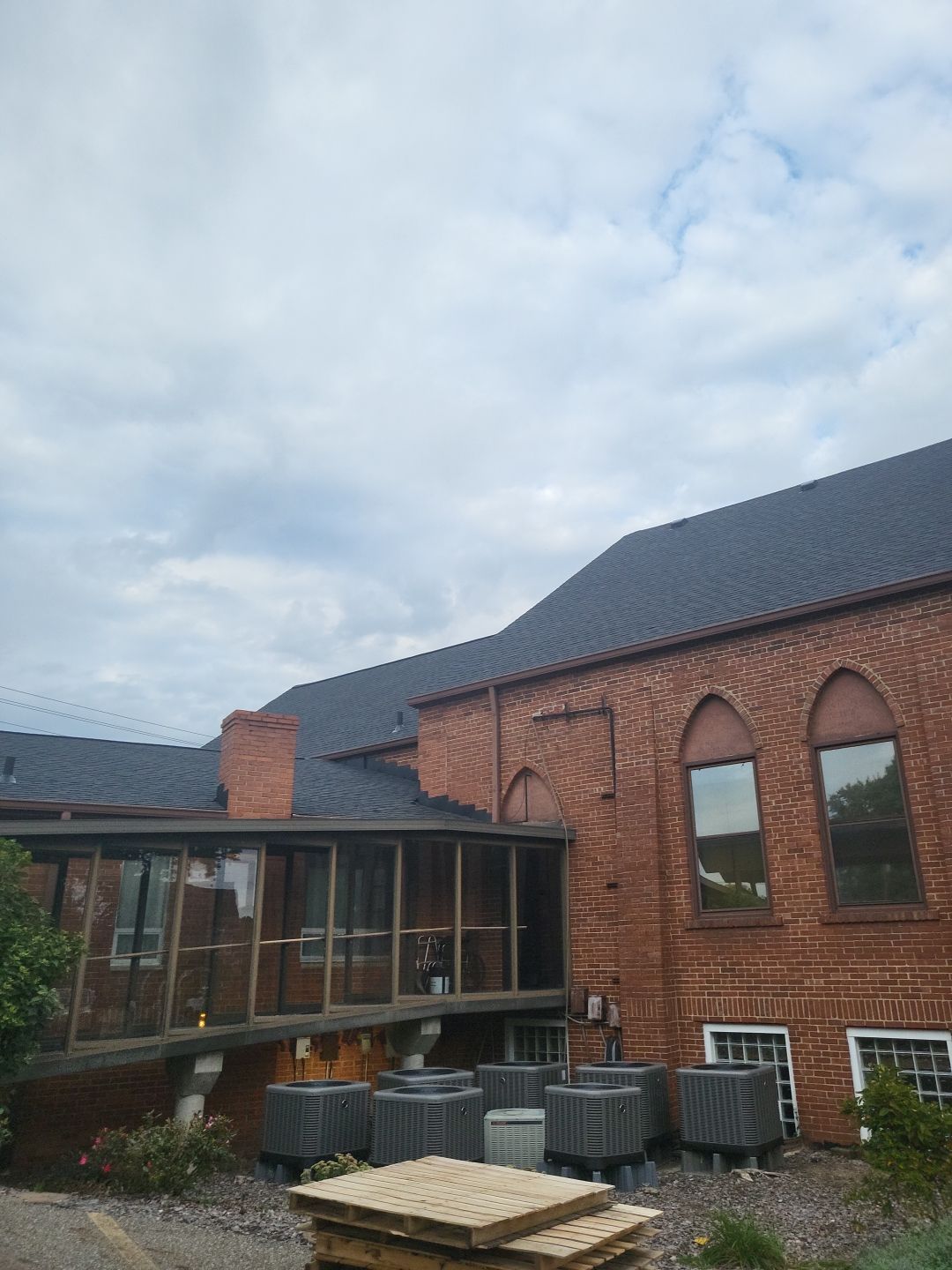 Atlas Pinnacle, Color, Black Pristine, Drip Edge, Color, Birch White by Eagle Eye Roofing