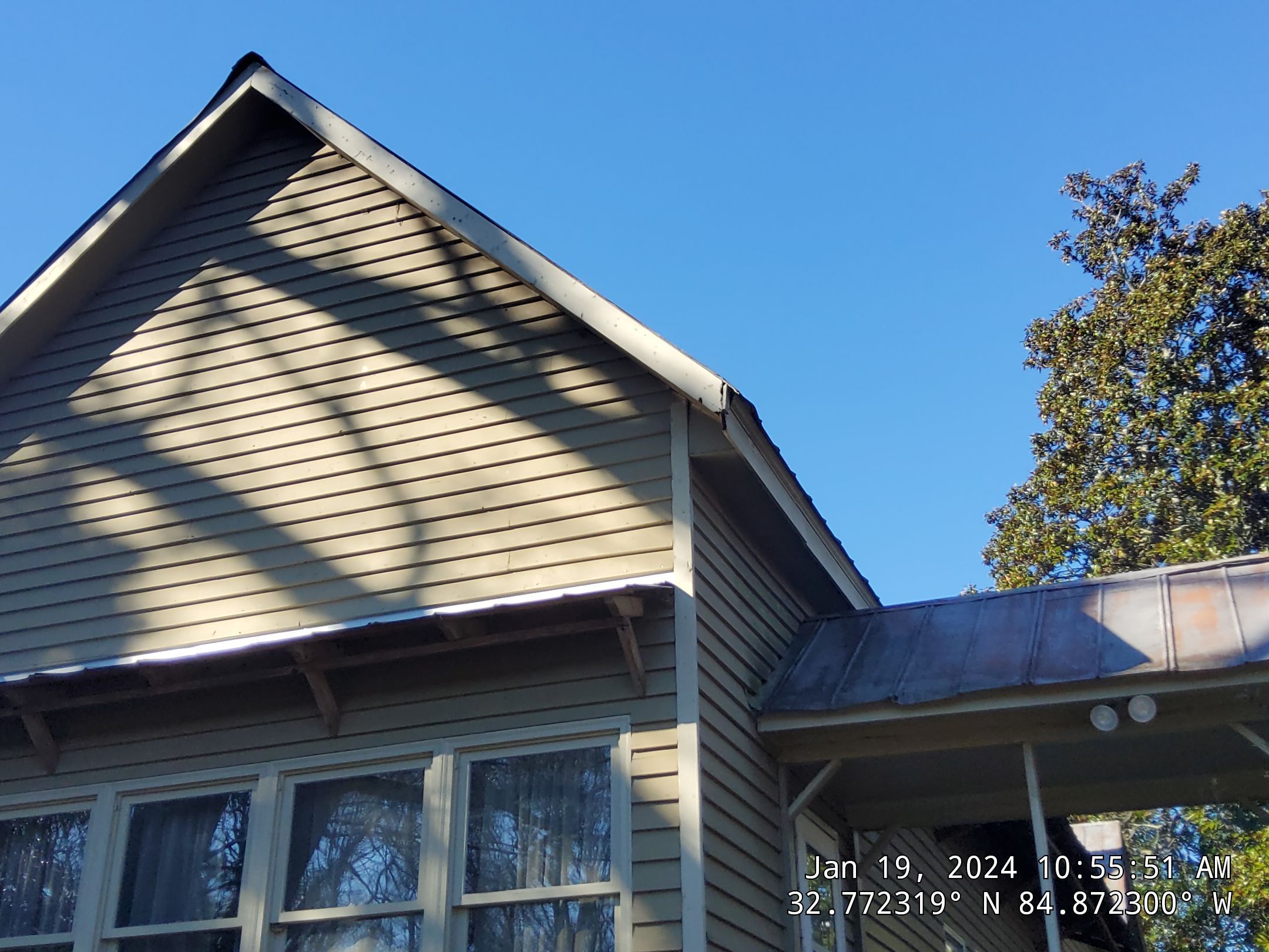 Residential Roofing Sealant  by iGreen Solutions