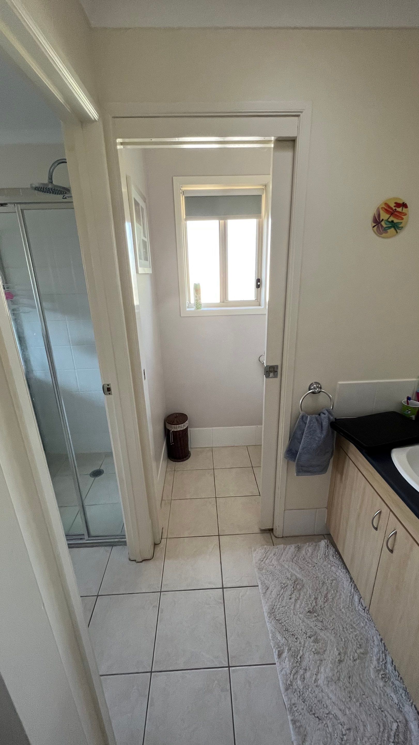 Main Bathroom, Ensuite, Toilet, Powder Room, and Laundry Renovation by Re-seal Bathrooms