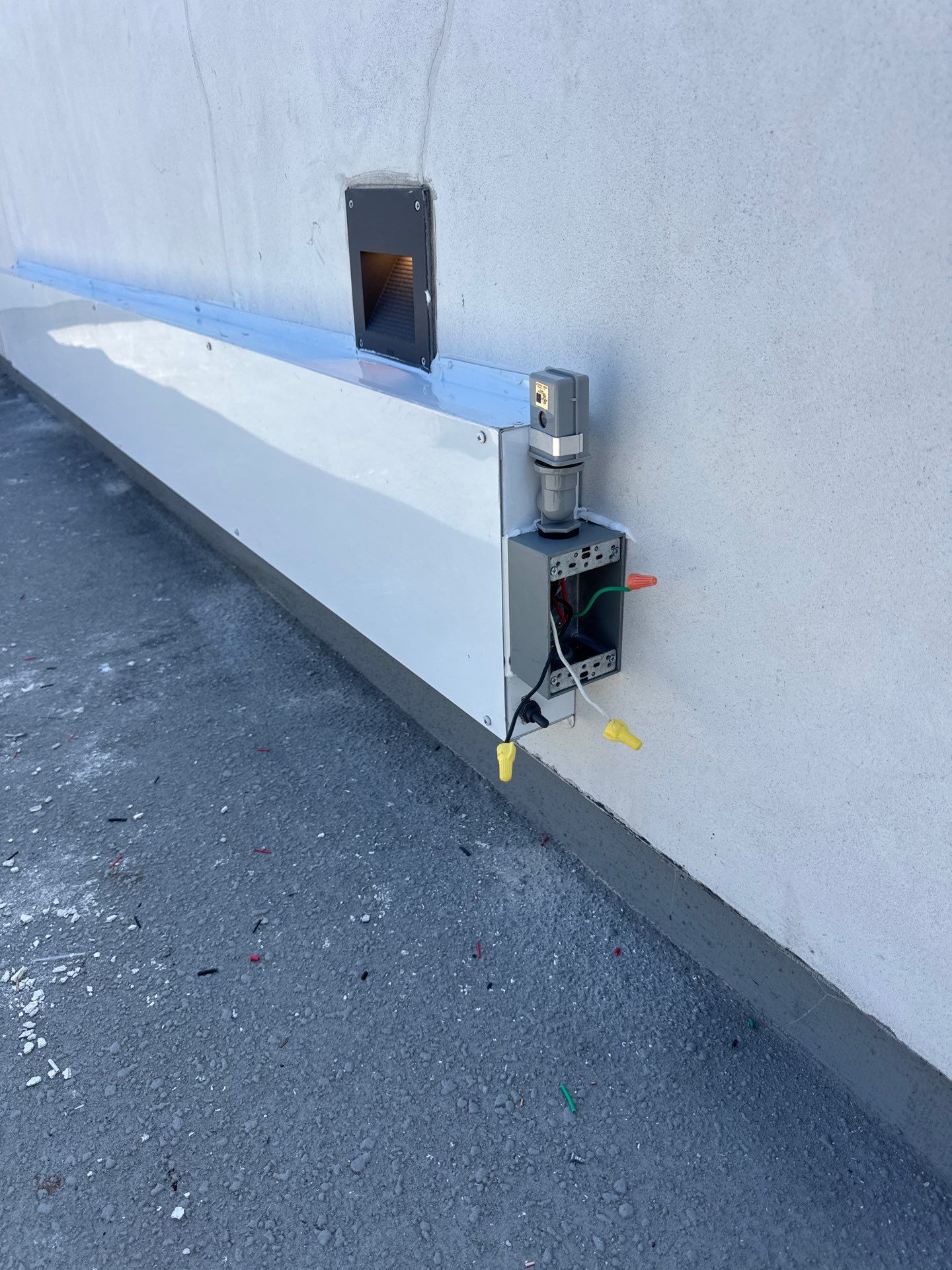 Project in Los Angeles by Golden State Signs