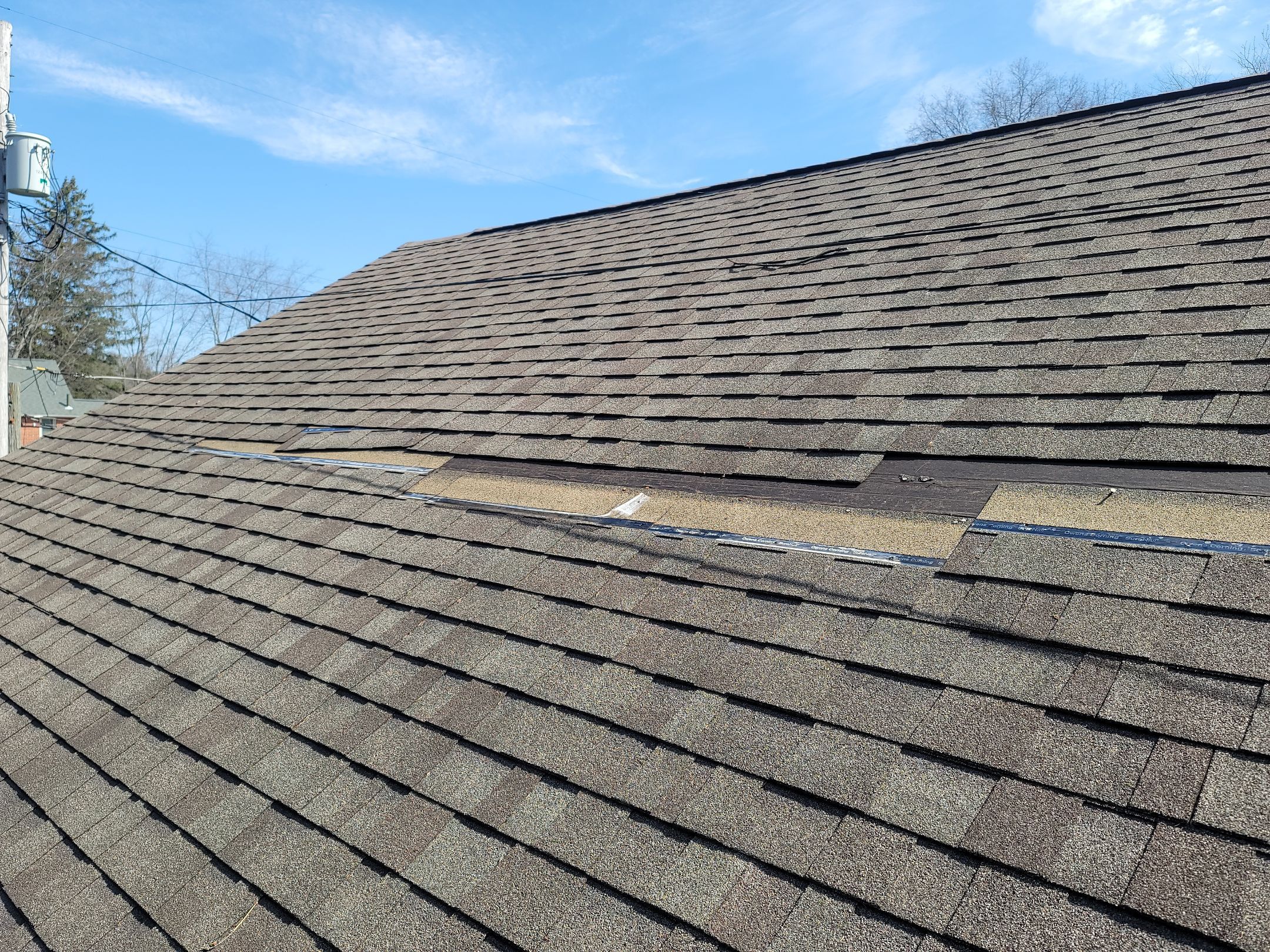 ATLAS PINNACLE COLOR: WEATHERED SHADOW by Eagle Eye Roofing