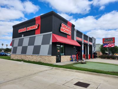 Grease Monkey Oil Change - Exterior Transformation