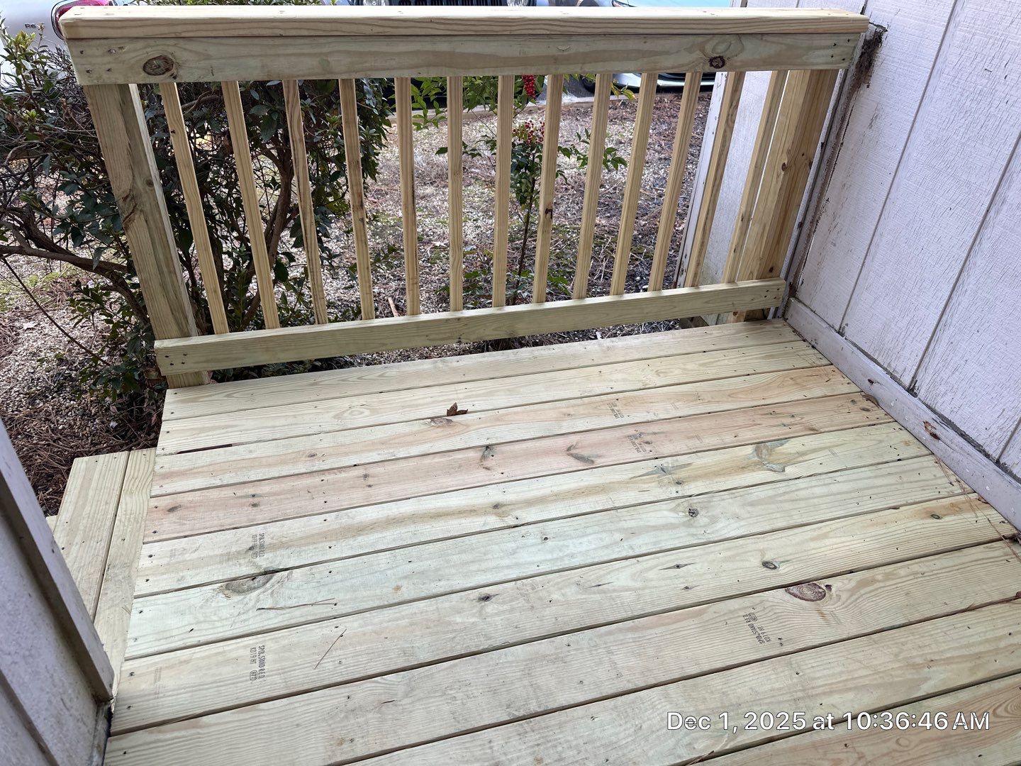 Wood Deck using Wood Sealant by DuraSeal