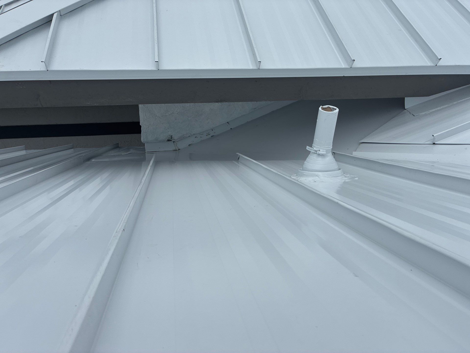 24ga 1.5" Mechanical Seam Regal White  by Total Roofing System The Metal Roof Experts