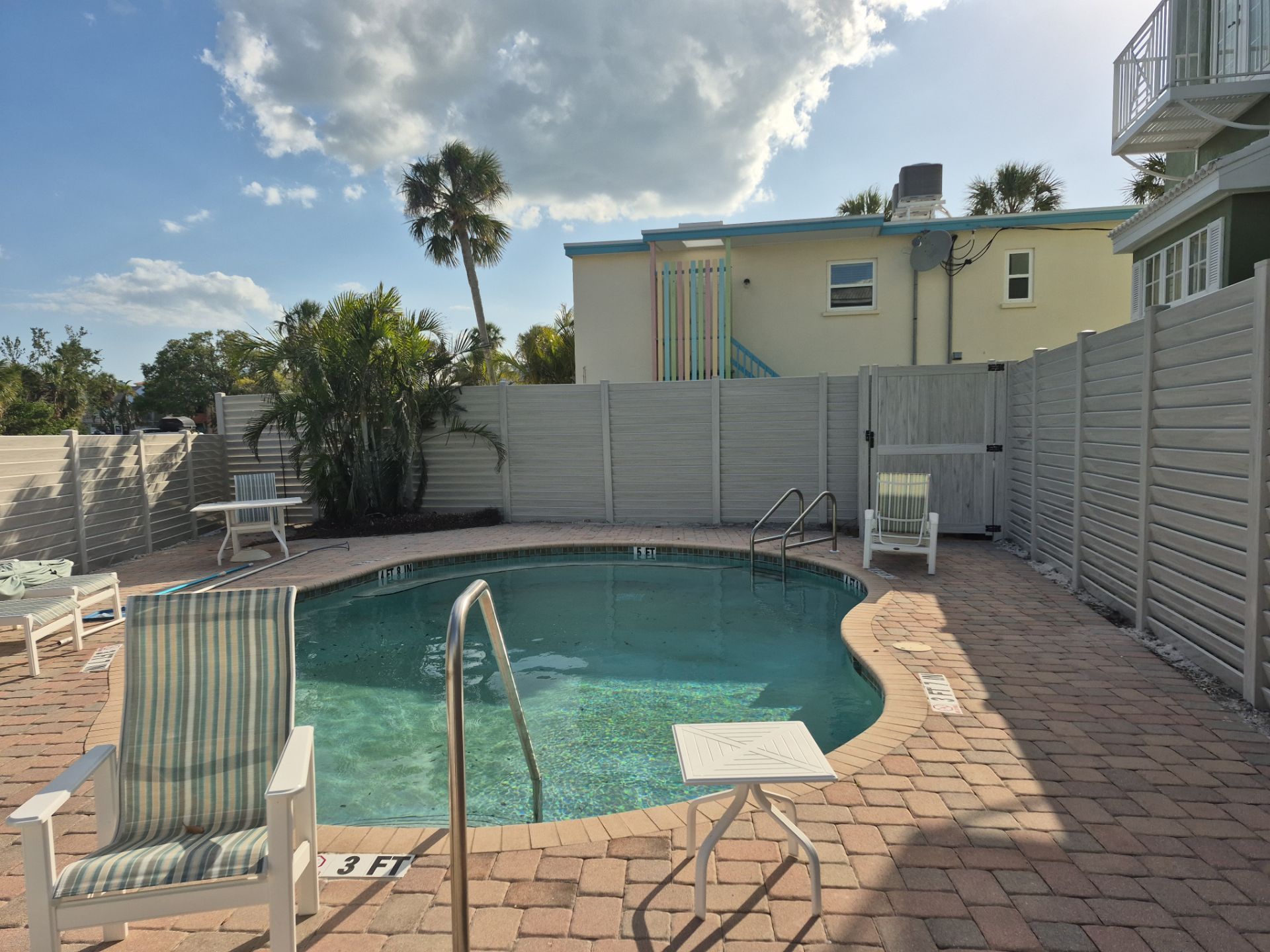 363 tierra mar ln by H&Y Fence