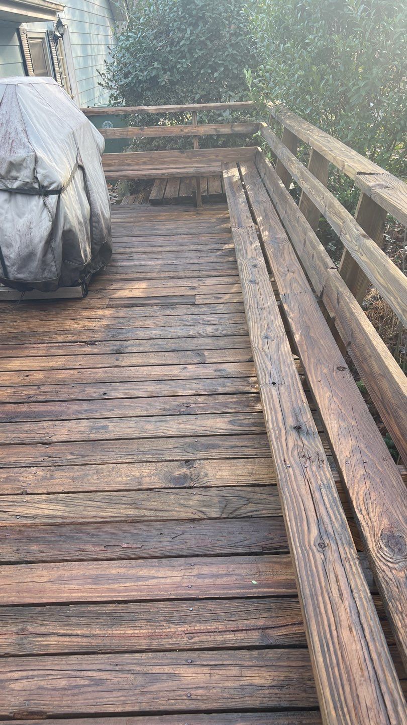 Weathered Deck using Wood Sealant by DuraSeal