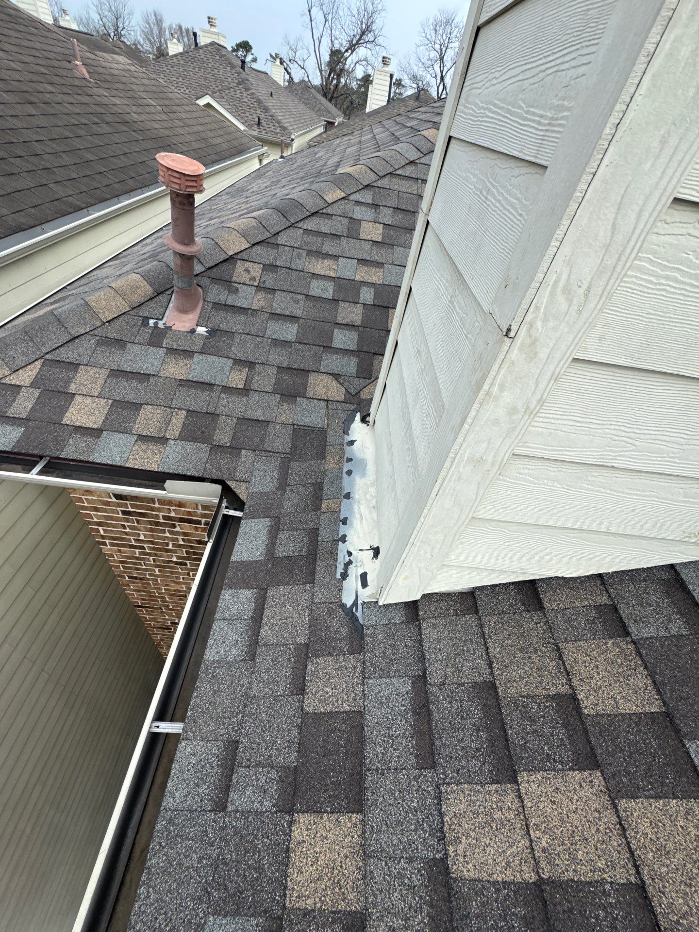 Townhouse Roof Replacement in Garden Oaks with IKO Nordic Shingles by Kainos Roofing & Exteriors