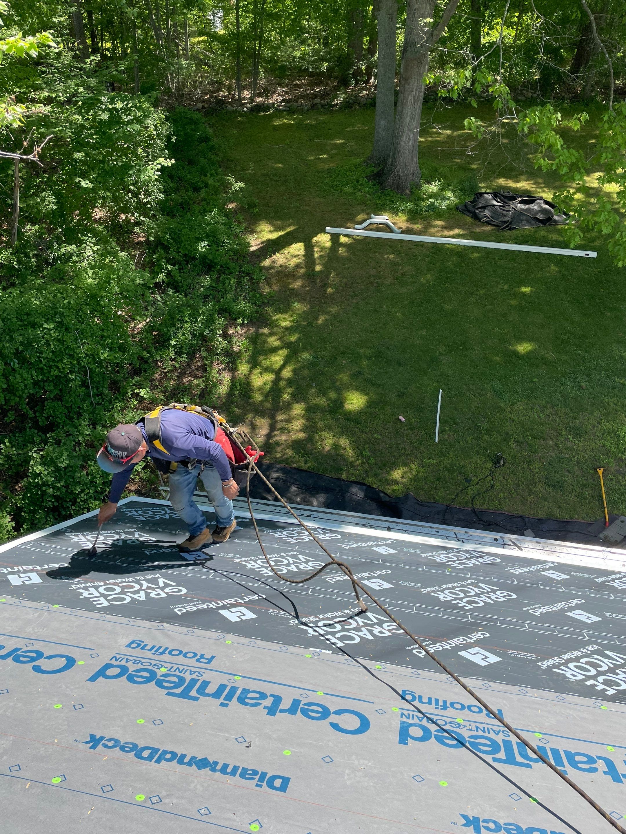 Beautiful new roof by DiGiorgi! by DiGiorgi Roofing and Siding Inc