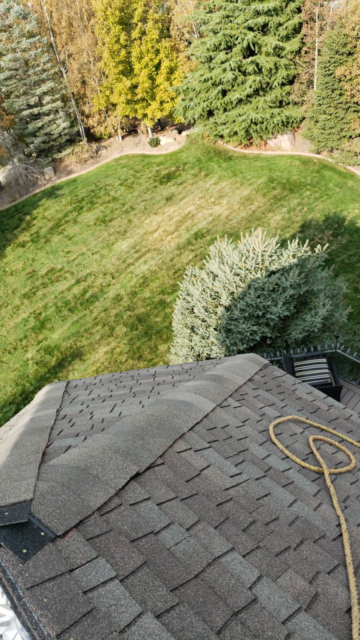 Residential Roofing Installation using GAF Glenwood Premium Shingle by The Roof Doctor