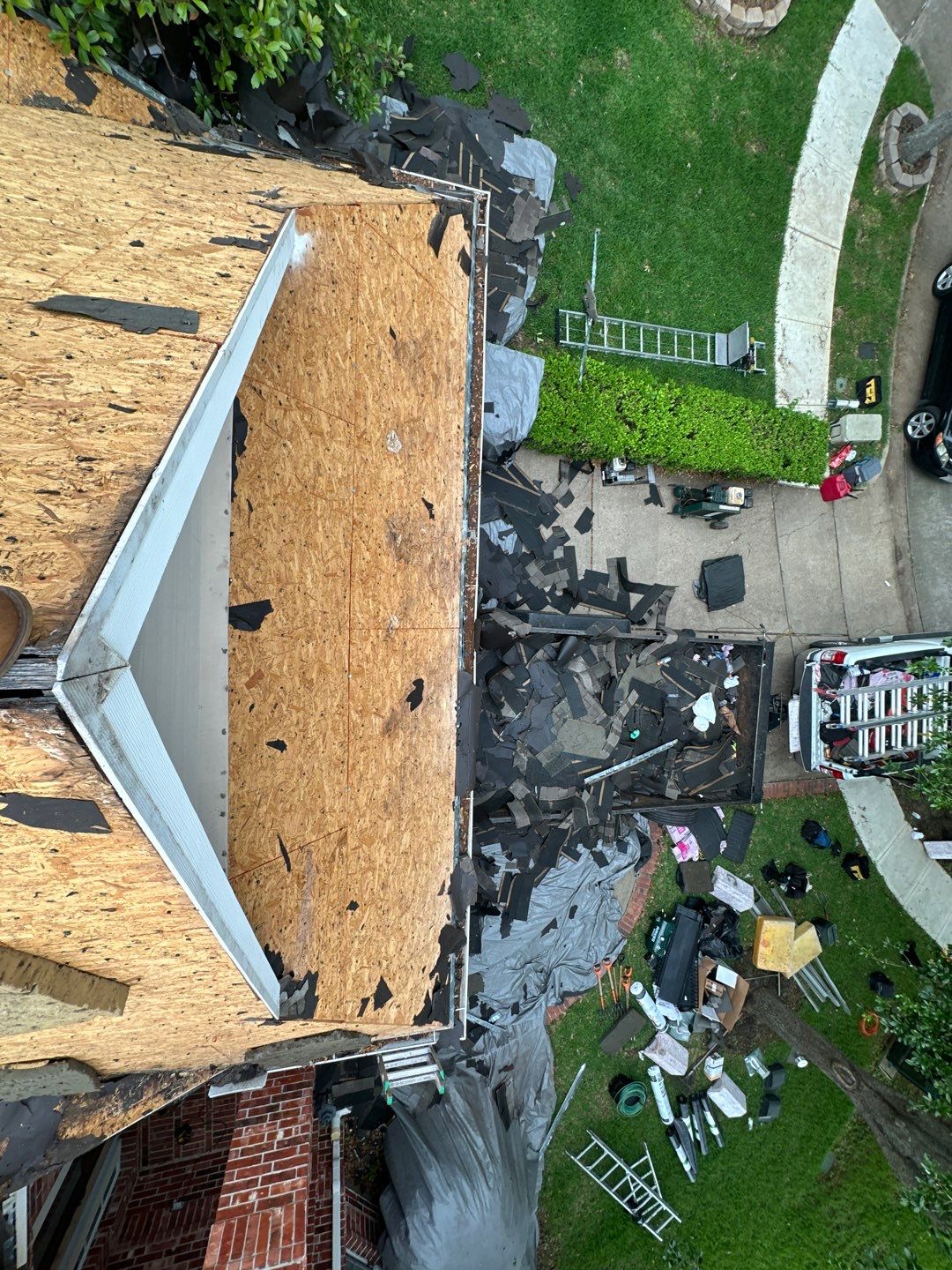 Residential Roofing Installation using Owen's Corning Duration (Lifetime) Shingles by Roof Repair Company