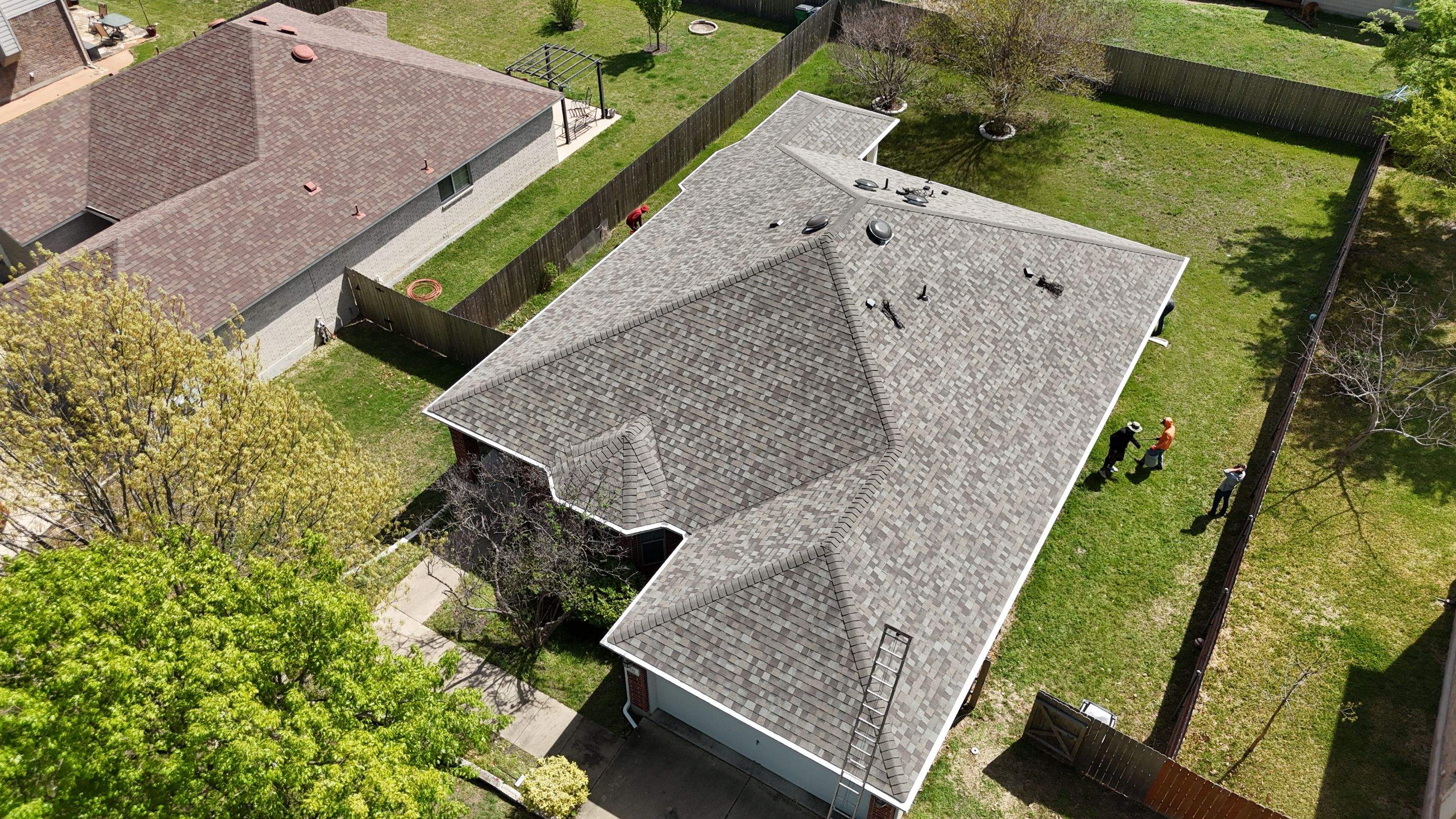 Driftwood - Owens Corning TruDefinition Duration by RoofsOnly.com