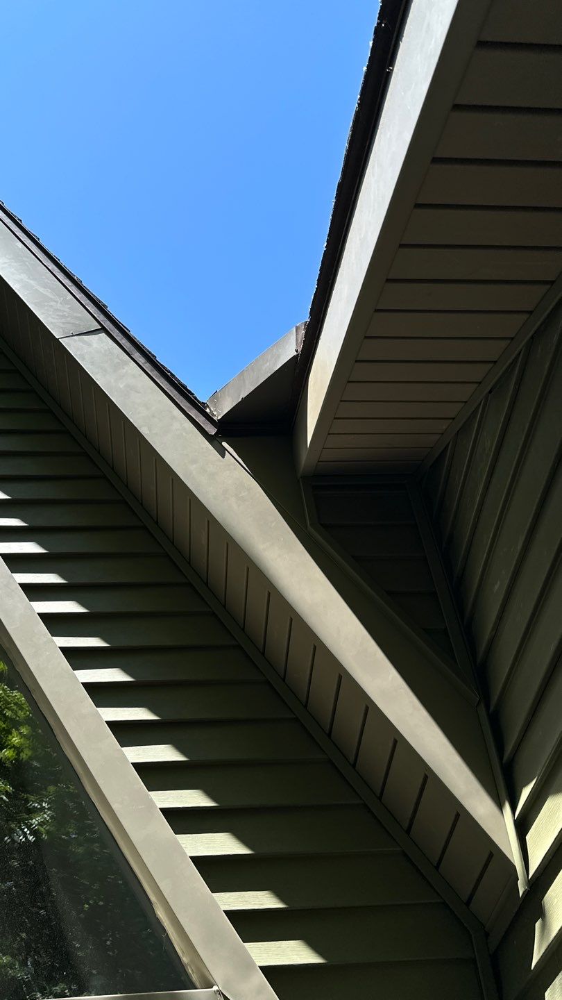 Siding Replacement using CertainTeed Restoration Classis D4 by 180 Contractors