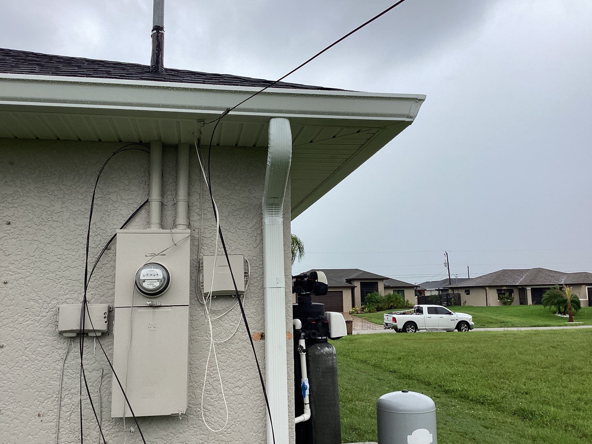 Seamless Gutters Project in Cape Coral Fl by Gutter Professors