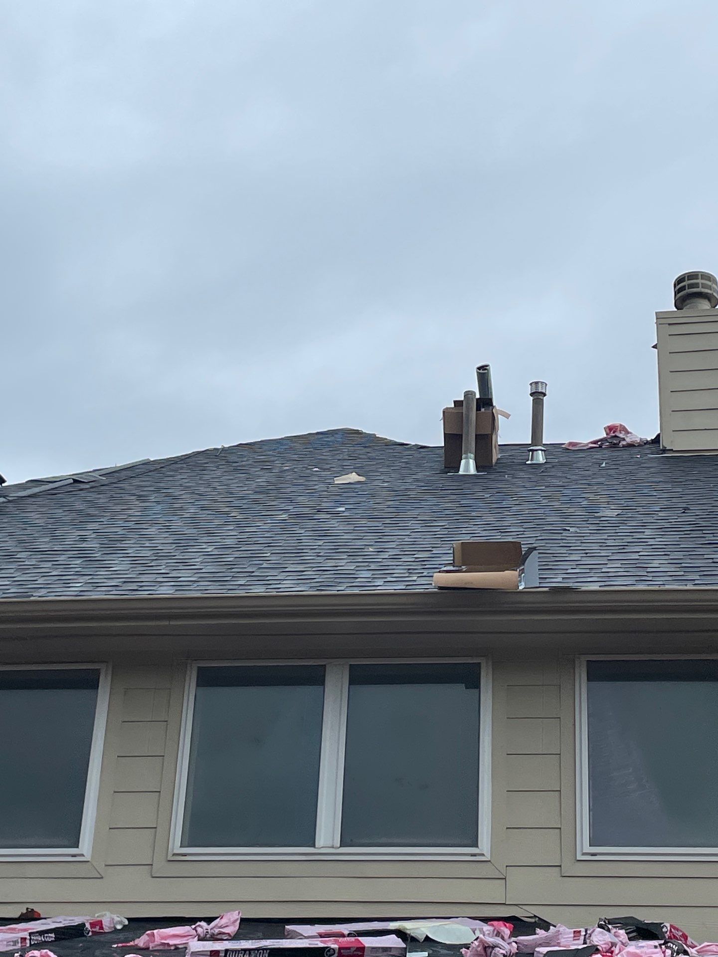 Residential Roofing Installation using Owen's Corning Duration (Lifetime) Shingles by Roof Repair Company