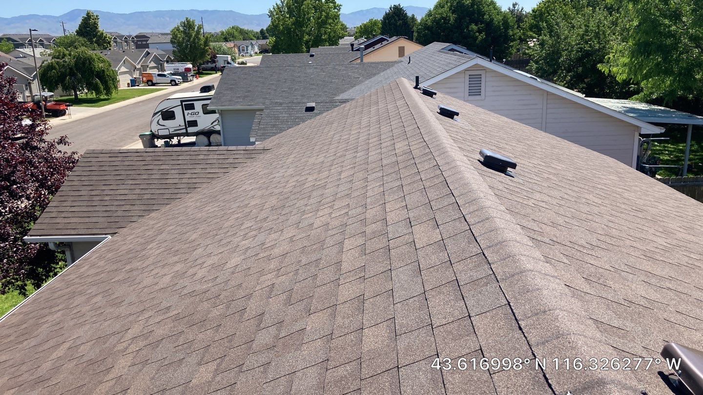 Boise Idaho Single Level Residential Roofing Installation using Owens Corning by ID Roofing LLC