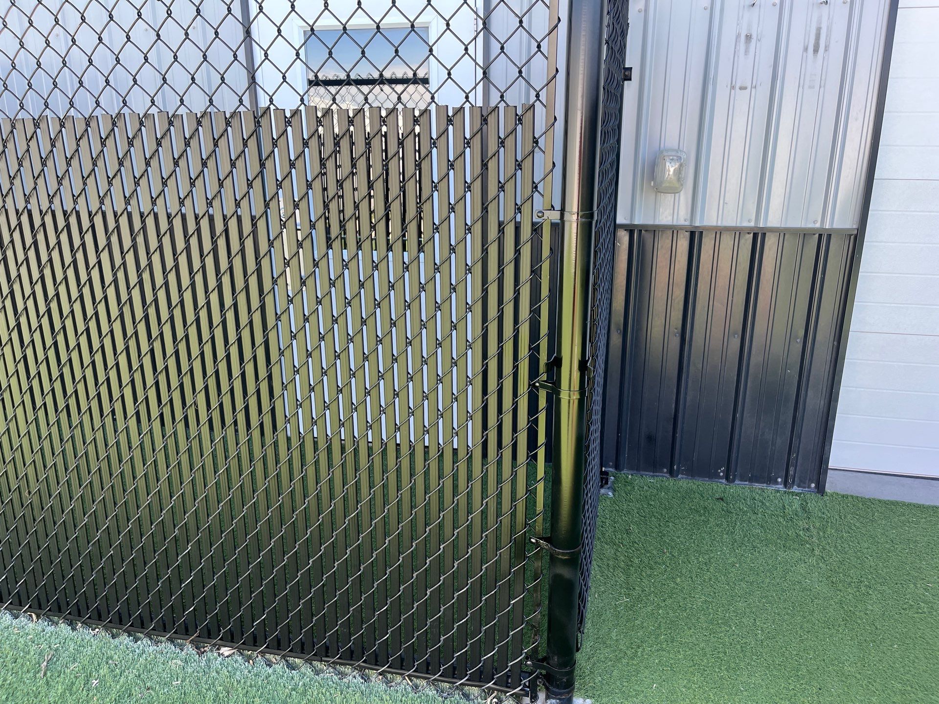 Commercial Privacy Fencing and Chain Link Enclosures in Waterloo by Perfect Picket Fence and Stain