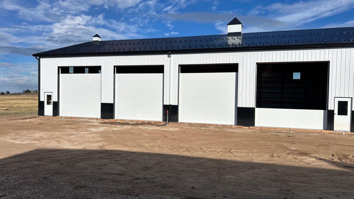 115'X50'X17' Shop  by Prism Builds