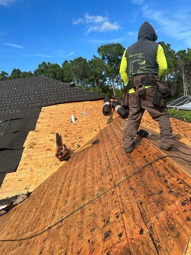 Champagne Standing Seam by Reimagine Roofing
