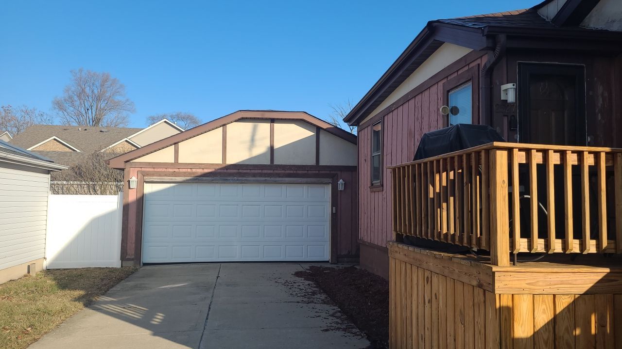 Wood To Vinyl Siding Replacement by Kraz Construction