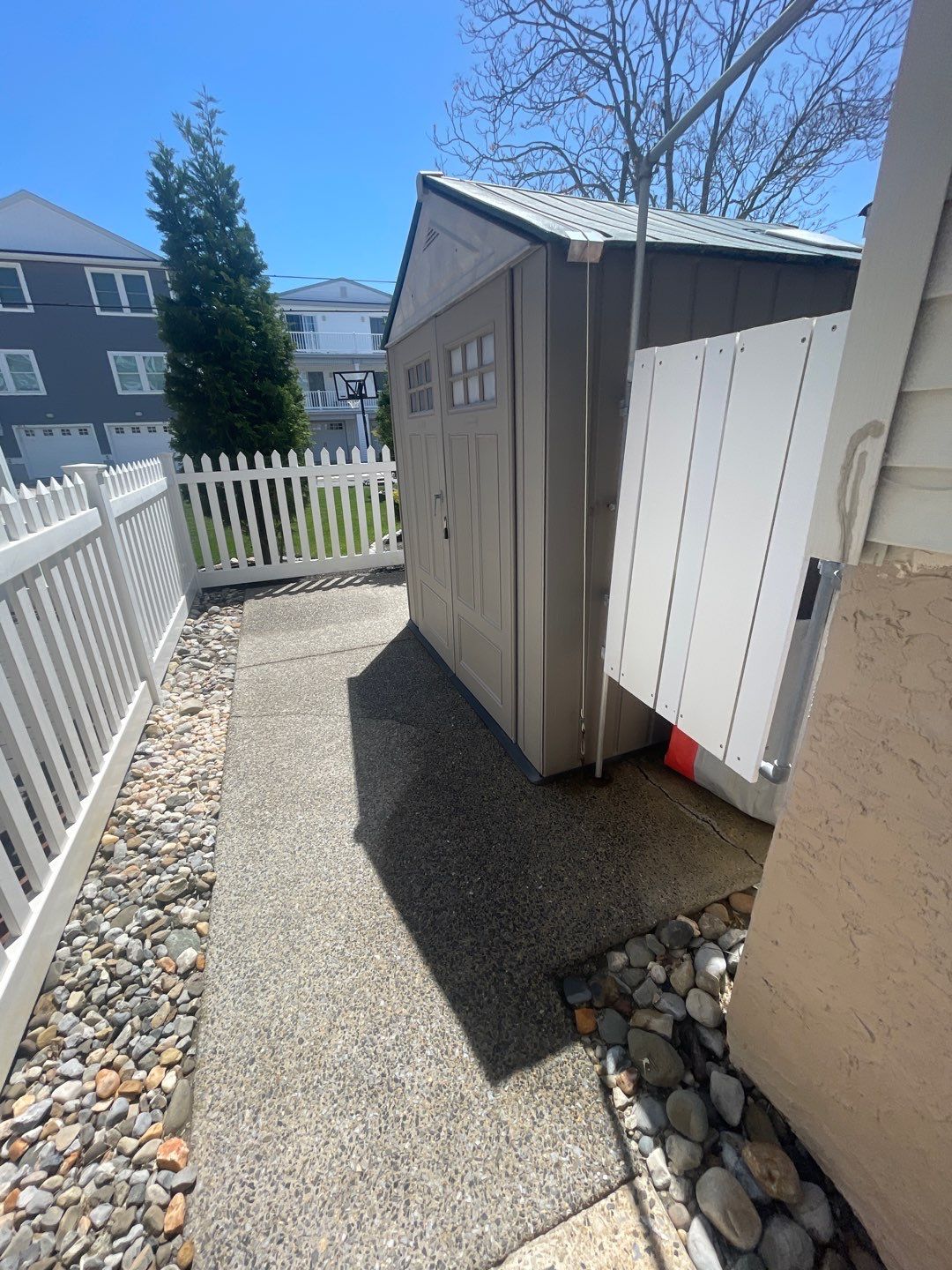 House Wash, Fence Cleaning & concrete Cleaning by SJ Exterior