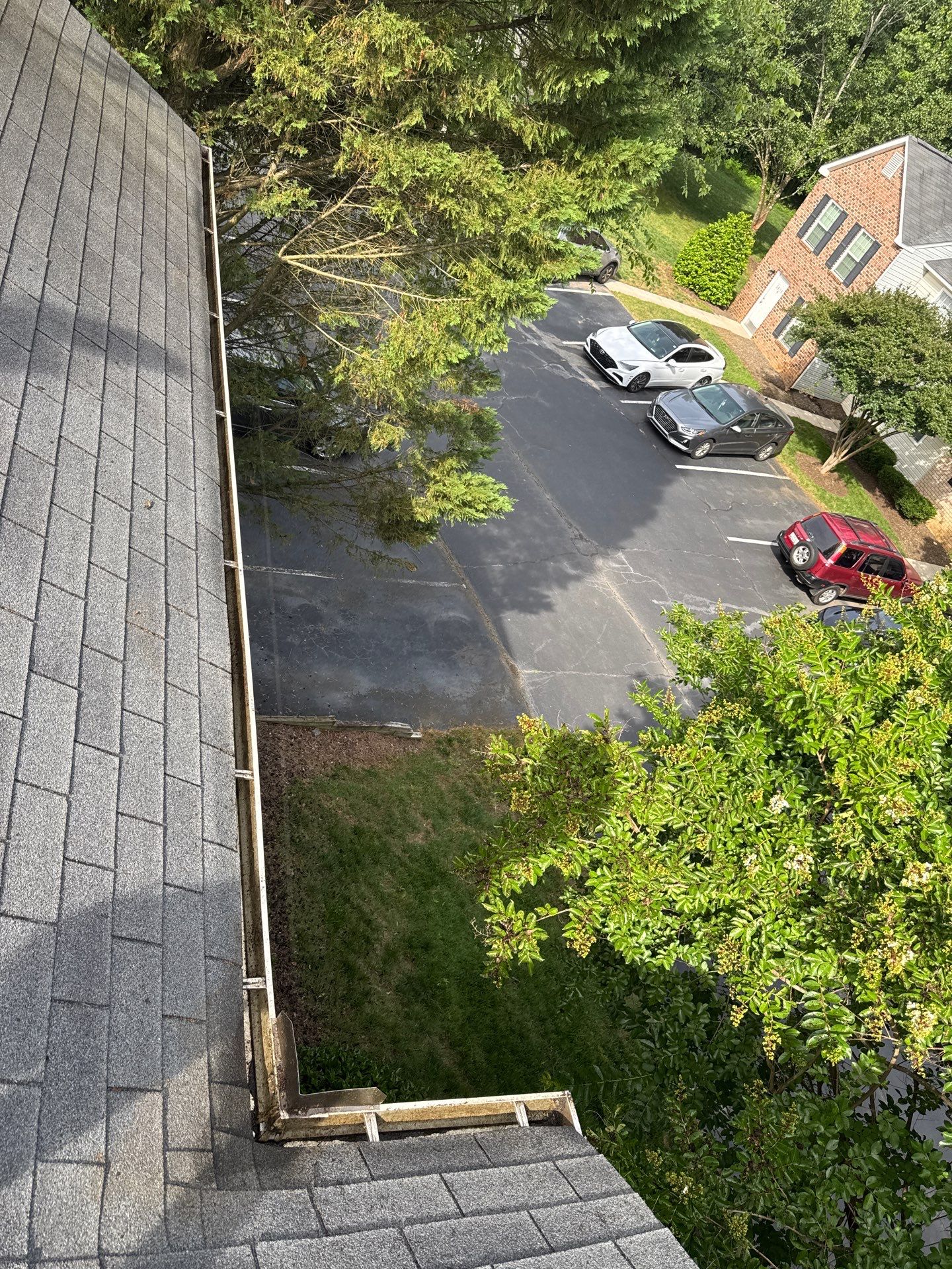Commercial gutter cleaning Rock Hill & Fort Mill, SC after photo with clean gutters