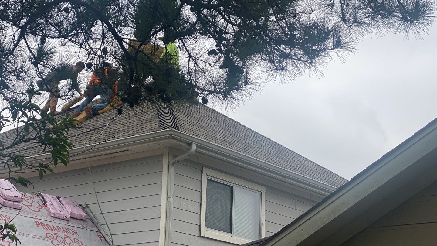 Residential Roofing Installation using Owen's Corning Duration (Lifetime) Shingles by Roof Repair Company