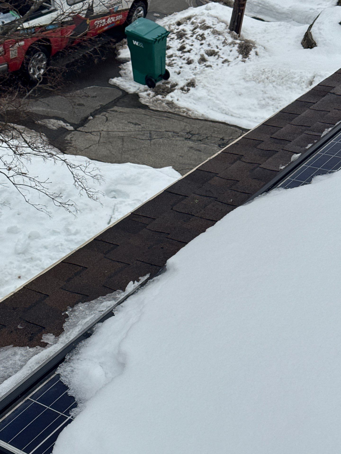 Ice Dam Removal & Snow Removal in Woburn, MA by Mighty Dog Roofing of Greater Middlesex County