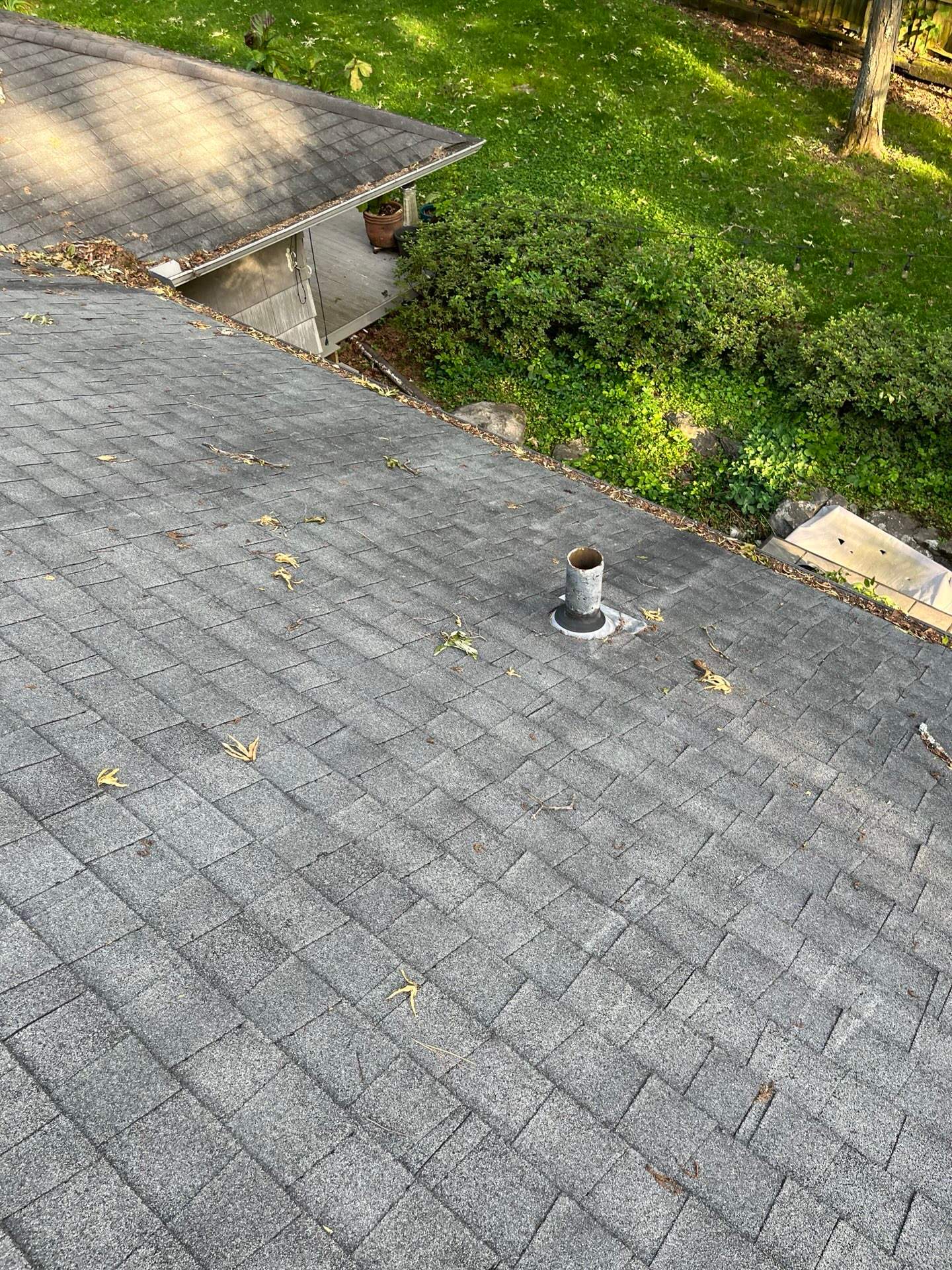 Thunderstorm Grey - Strong by BayCo Roofing