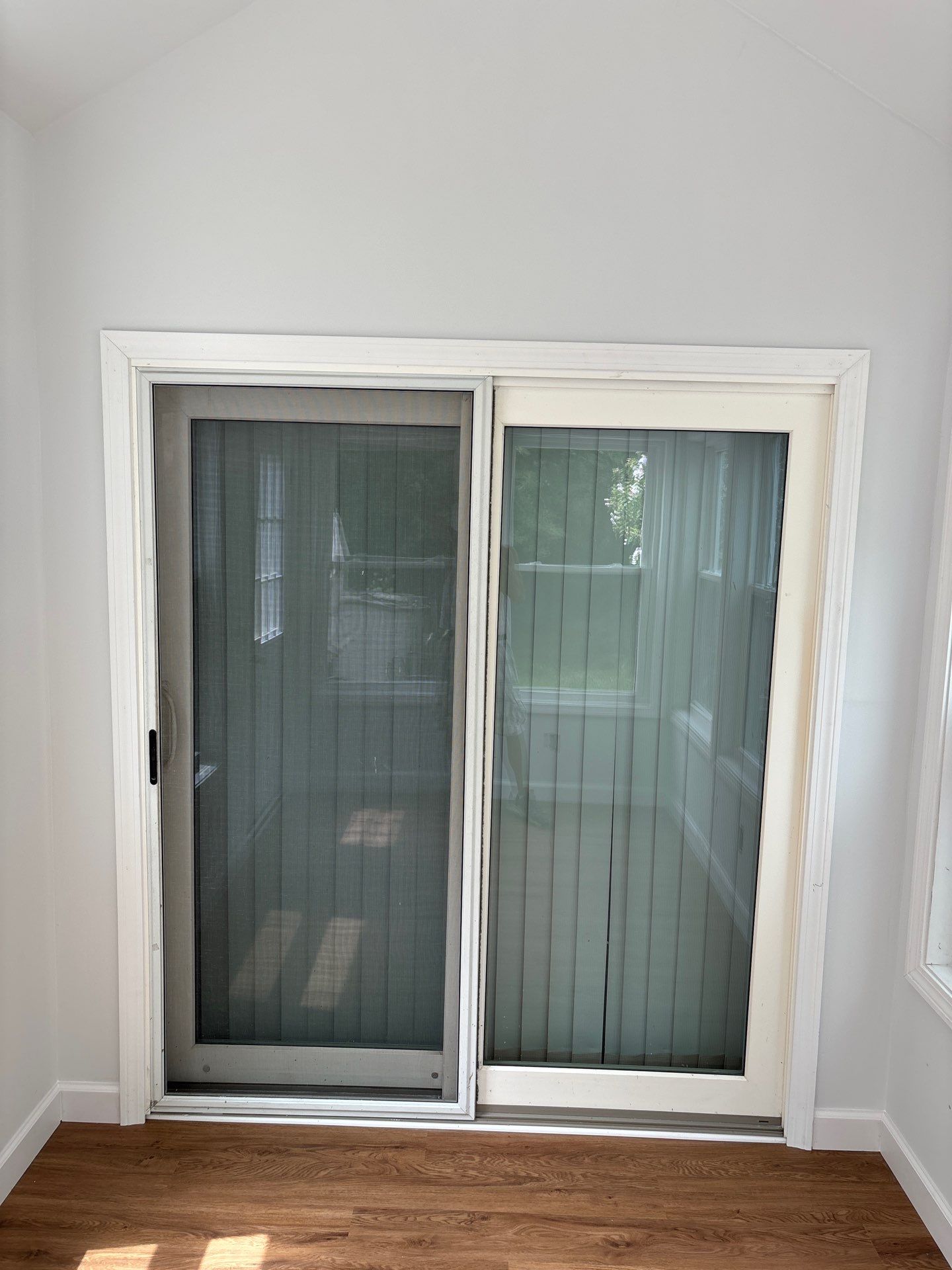 3 Seasons Room by Avalon Roofing and Exteriors