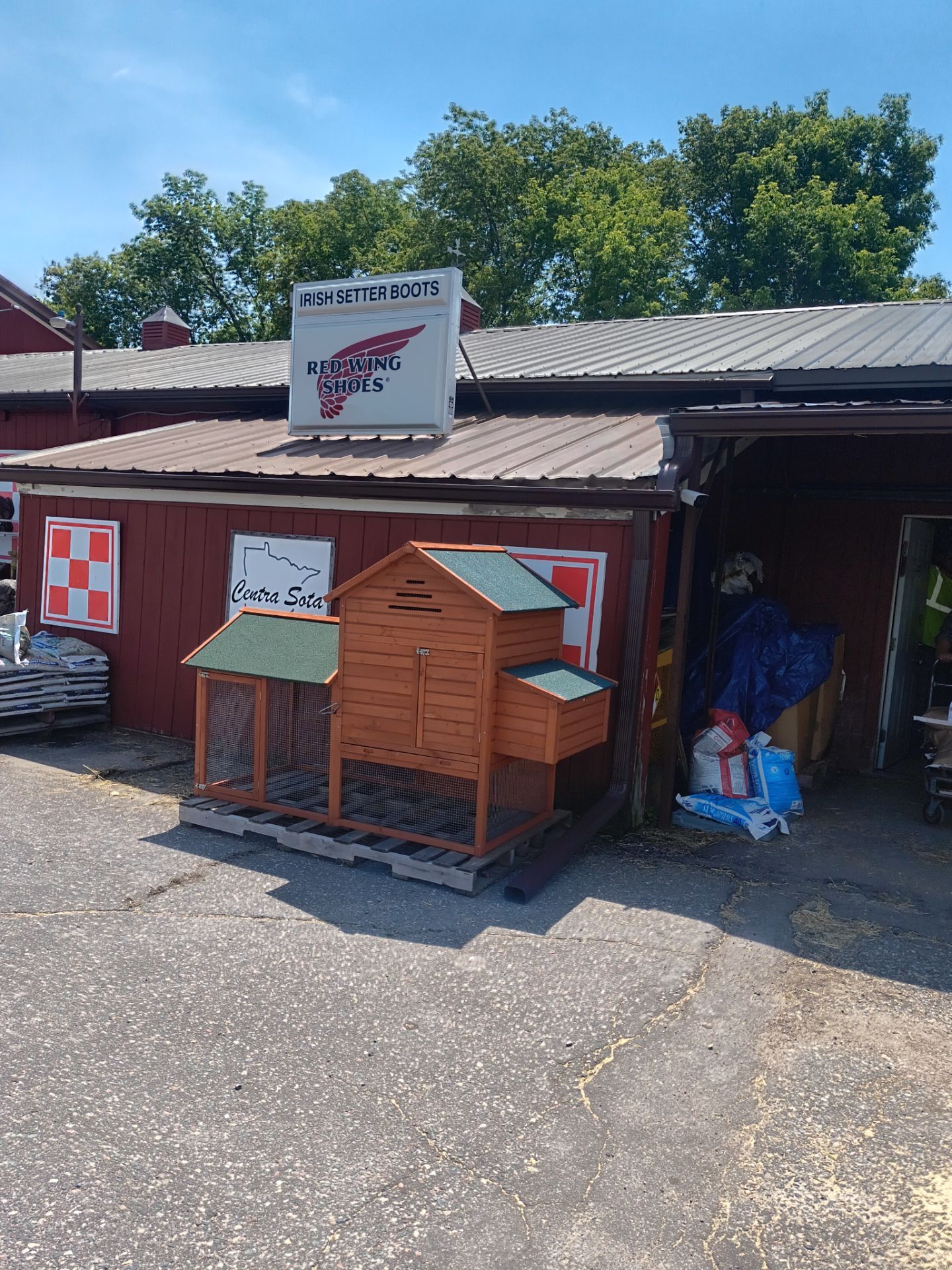 6" Commercial Seamless Gutter Installation – Buffalo County Store by Next Level Seamless Gutters / Exteriors Inc.