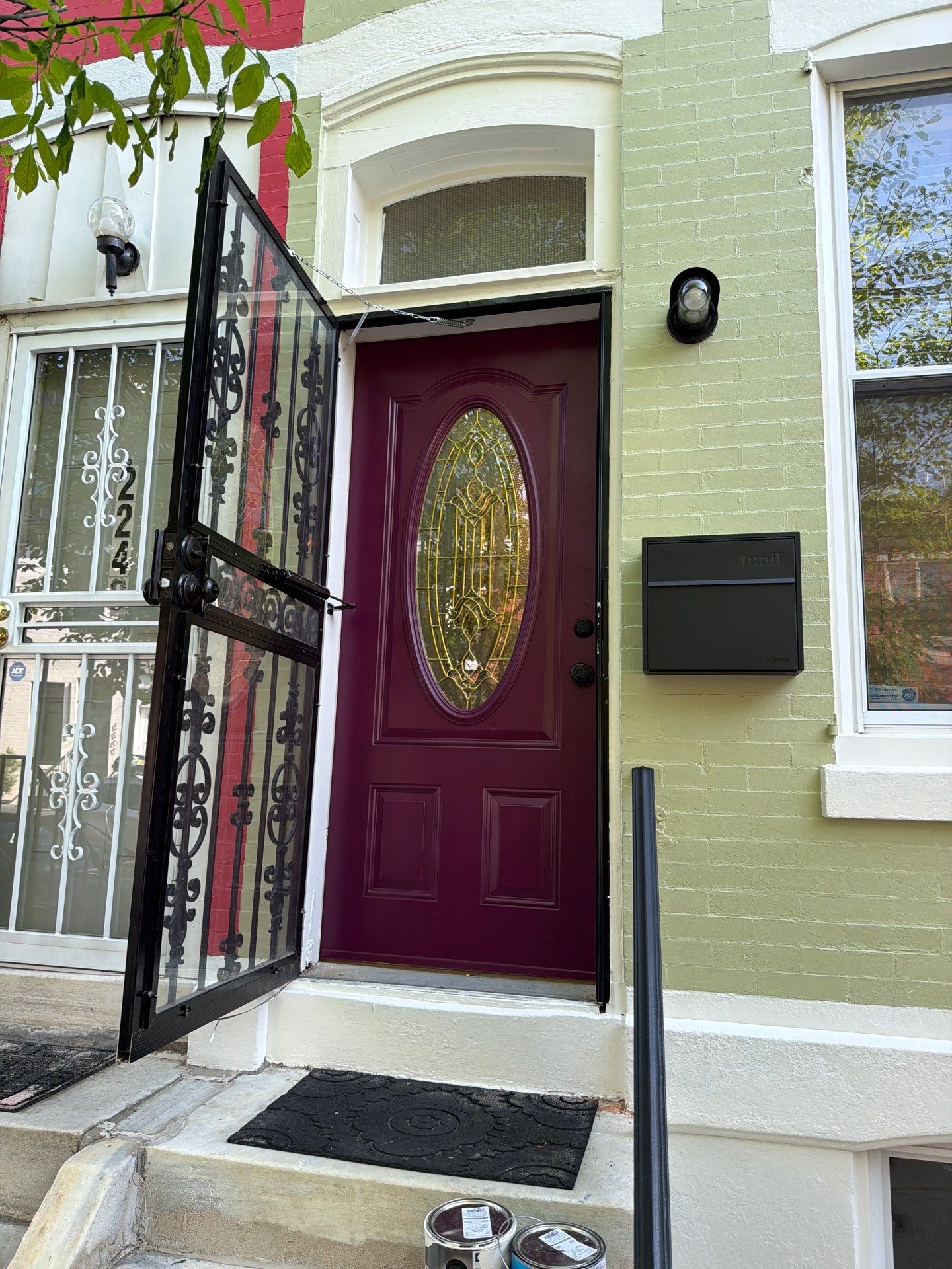 Bold Color, Clean Lines, and a Standout Rowhome in Graduate Hospital ✨ by Groovy Hues