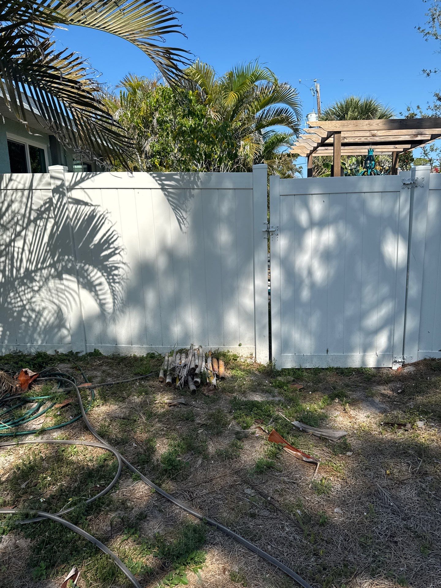 1052 Graham Rd  by H&Y Fence