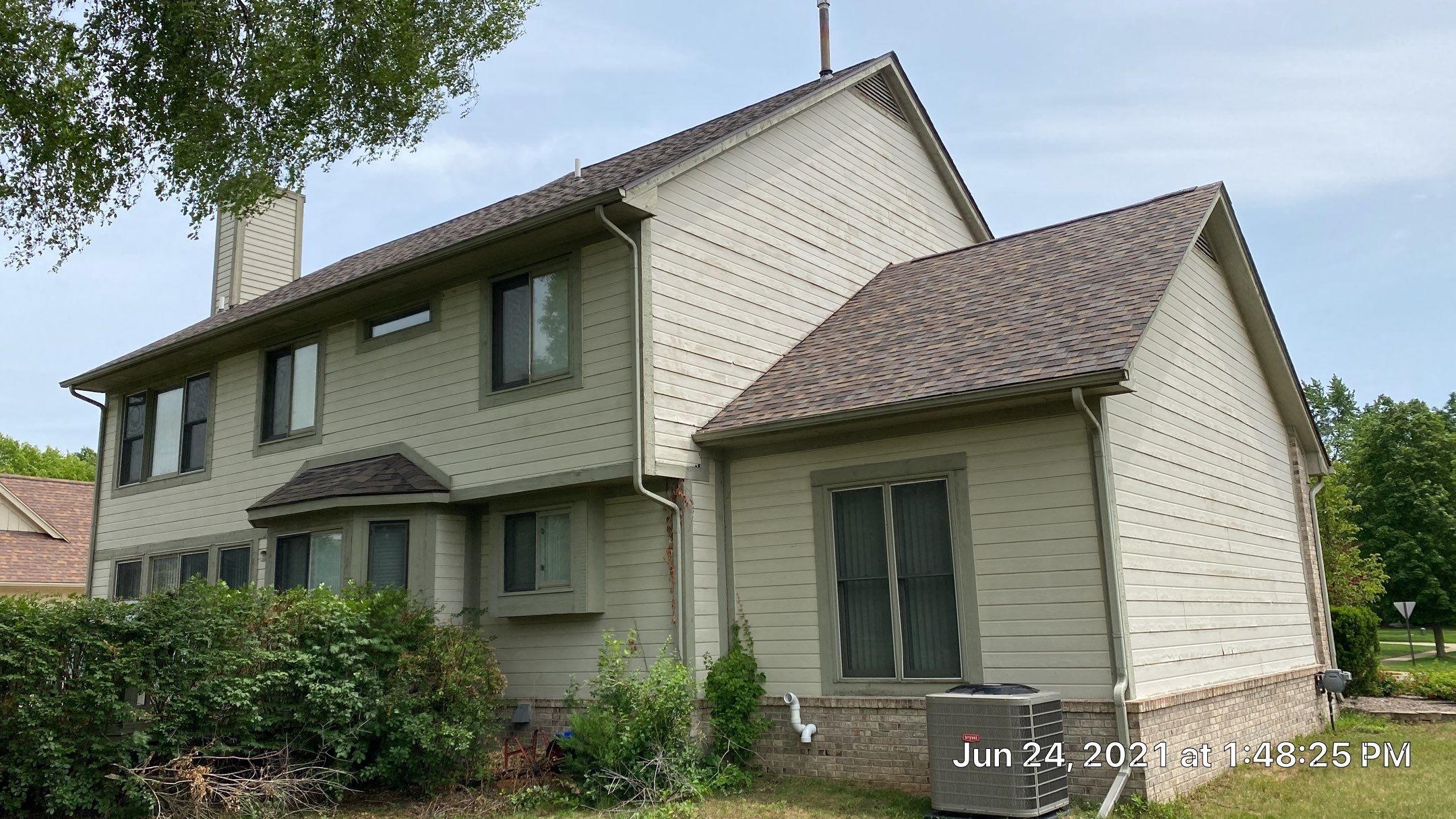 Siding Replacement using CertainTeed Restoration Classis D4 by 180 Contractors