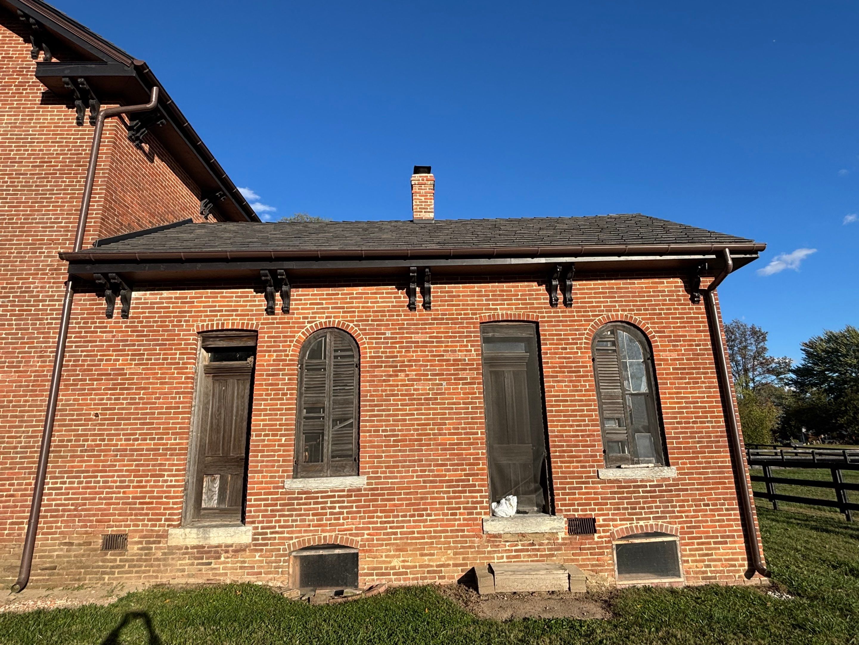 DaVinci Bellaforte Shake - Black Oak by Hoel Roofing & Remodeling