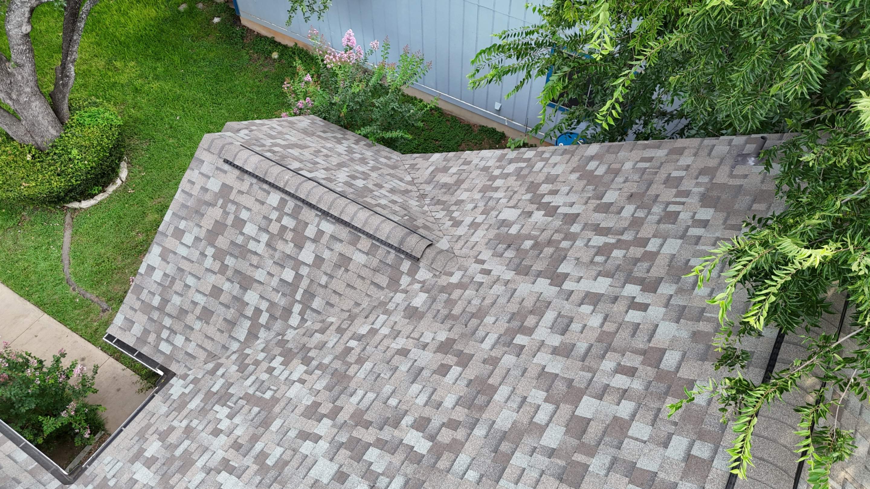 Driftwood - Owens Corning TruDefinition Duration by RoofsOnly.com