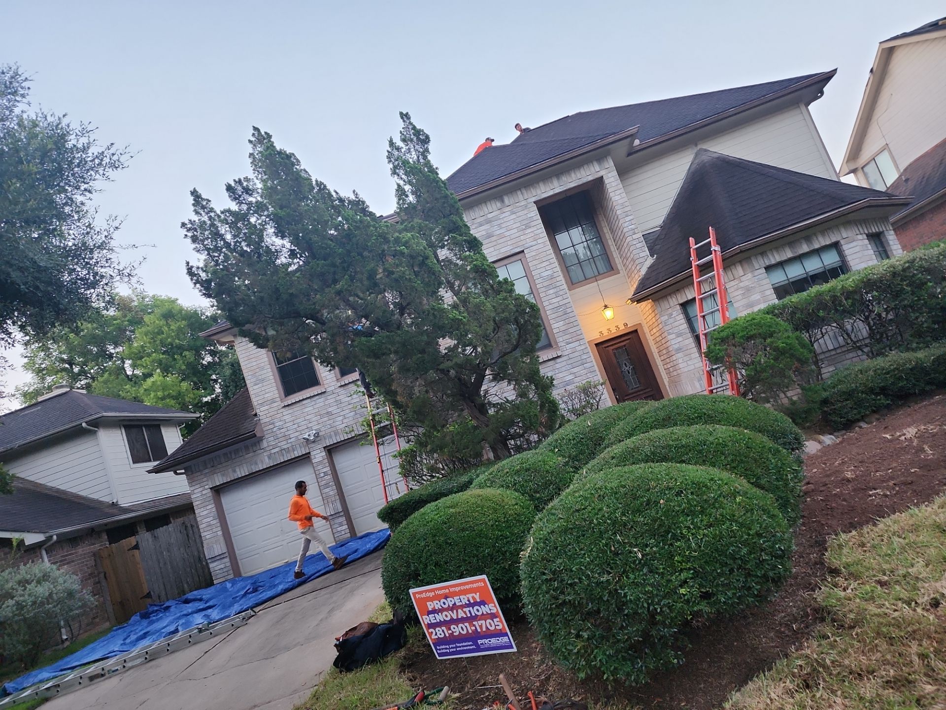 Residential Roofing Installation using Owen's Corning Duration (Lifetime) Shingles by Roof Repair Company