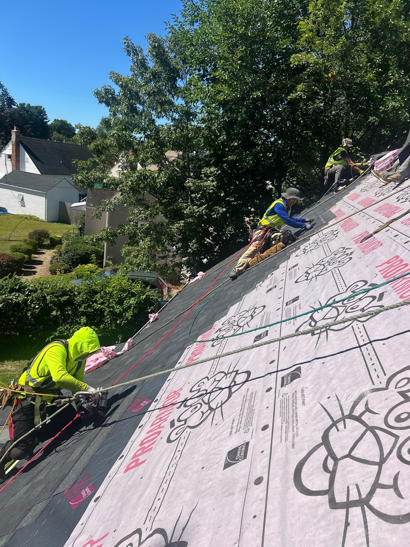 Owens Corning Duration: Onyx Black in East Hartford by Golden Shield Roofing