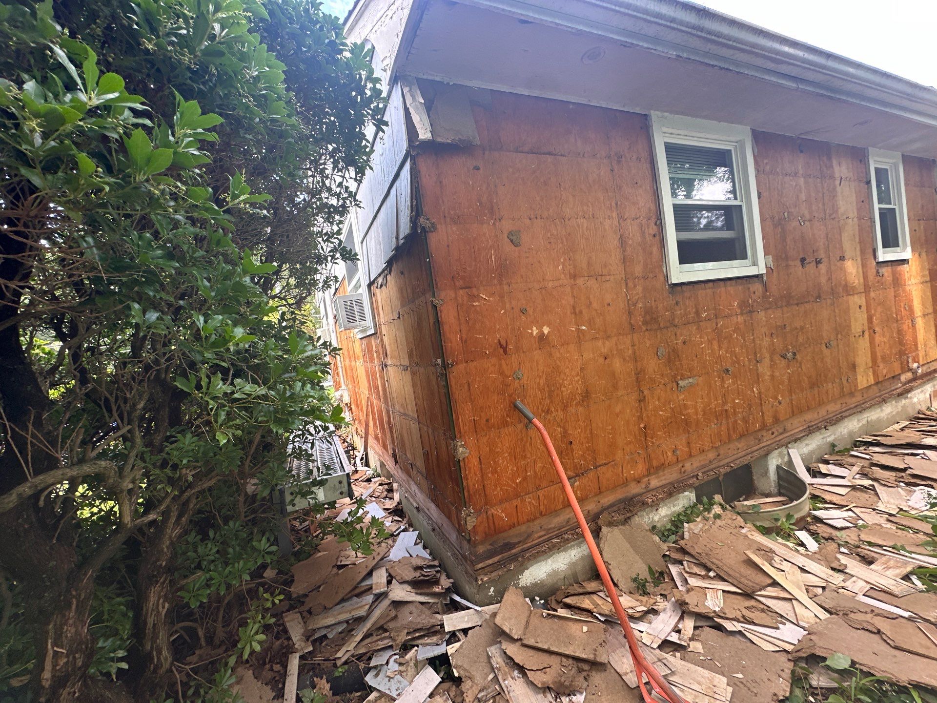 Siding Installation using CertainTeed Monogram Vinyl Siding - D4 - Granite Gray by A Plus Exterior